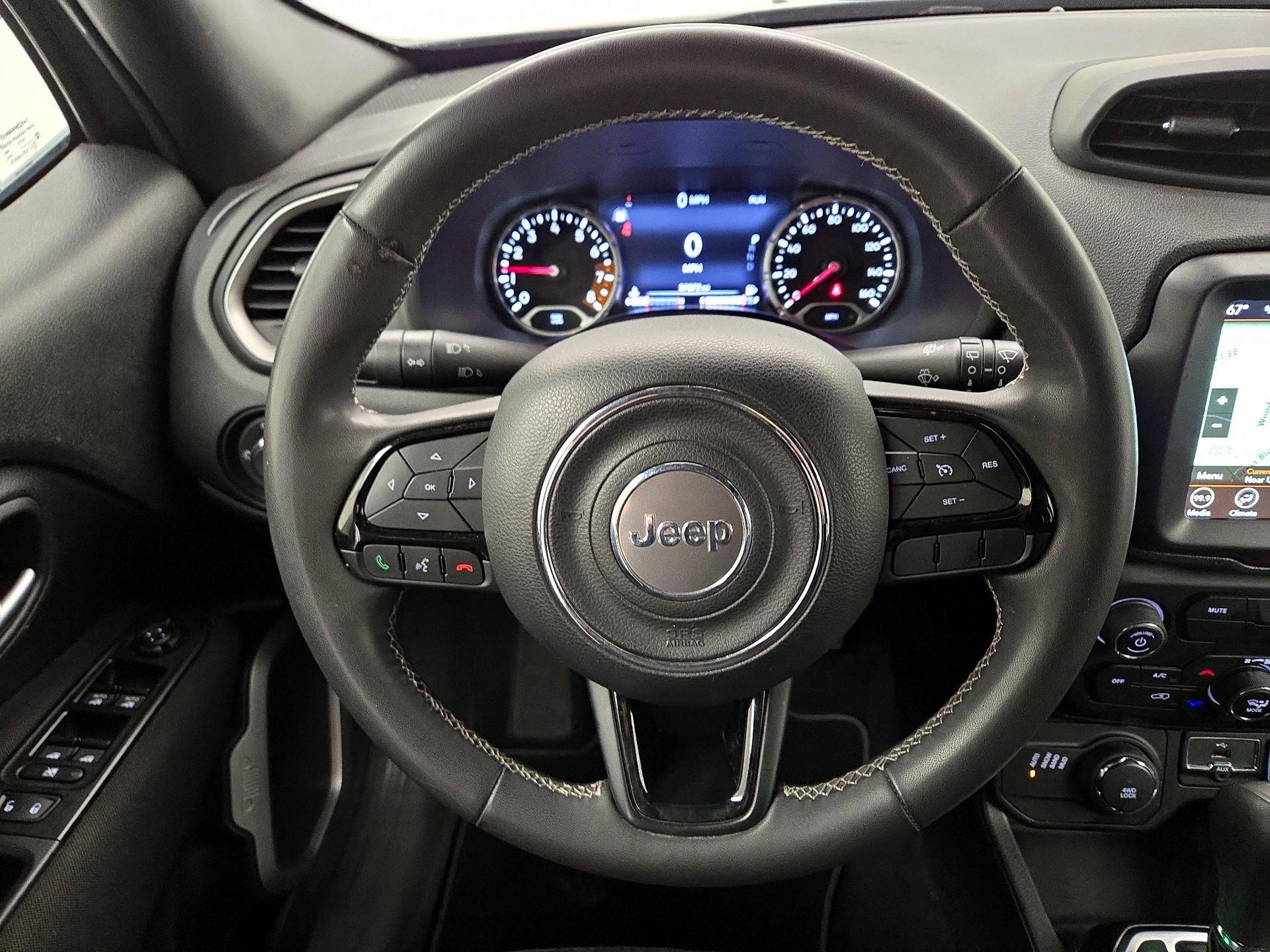 Thumbnail: 2021 Jeep Renegade - 10