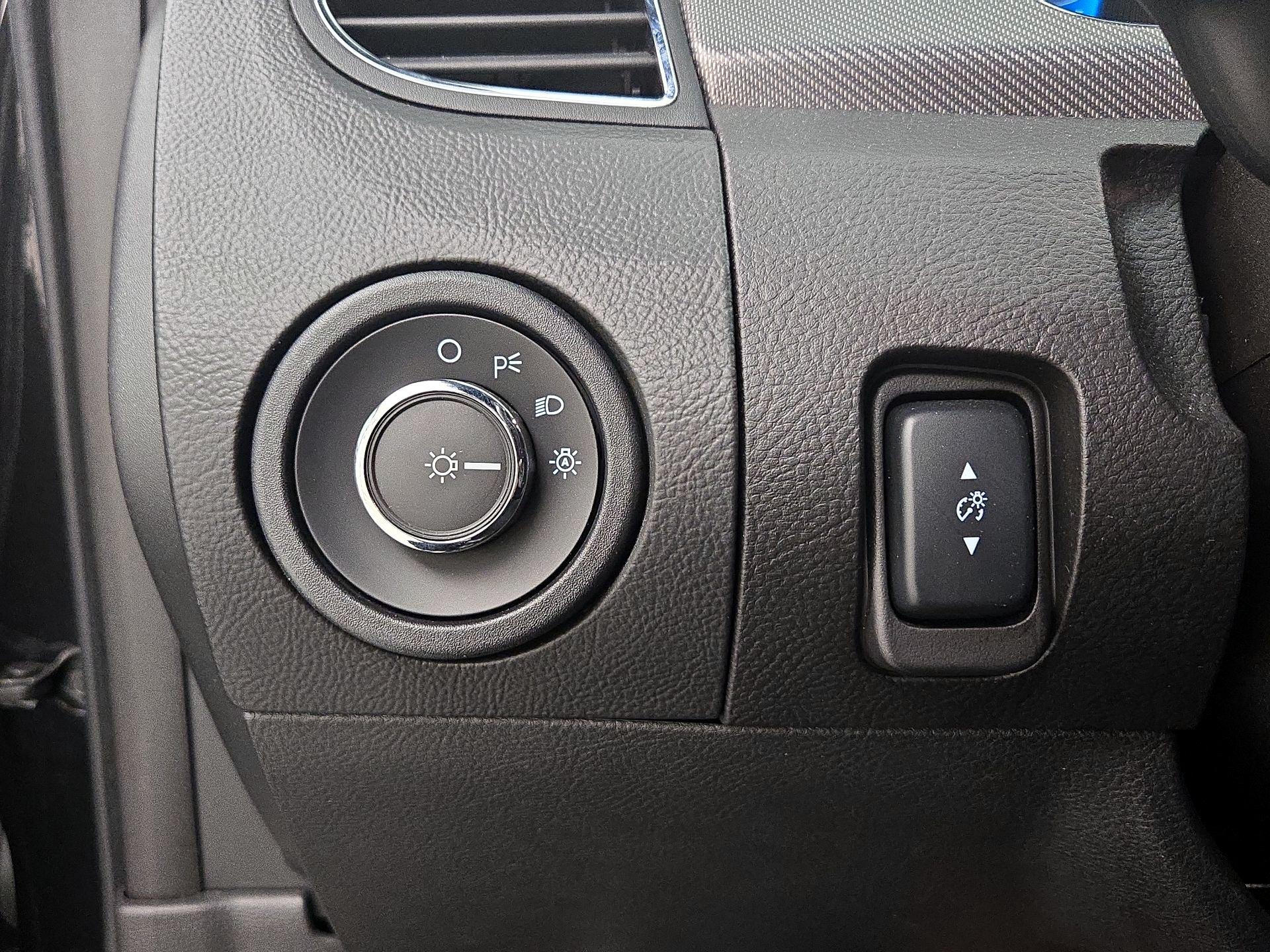 Thumbnail: 2014 Ford Taurus - 13