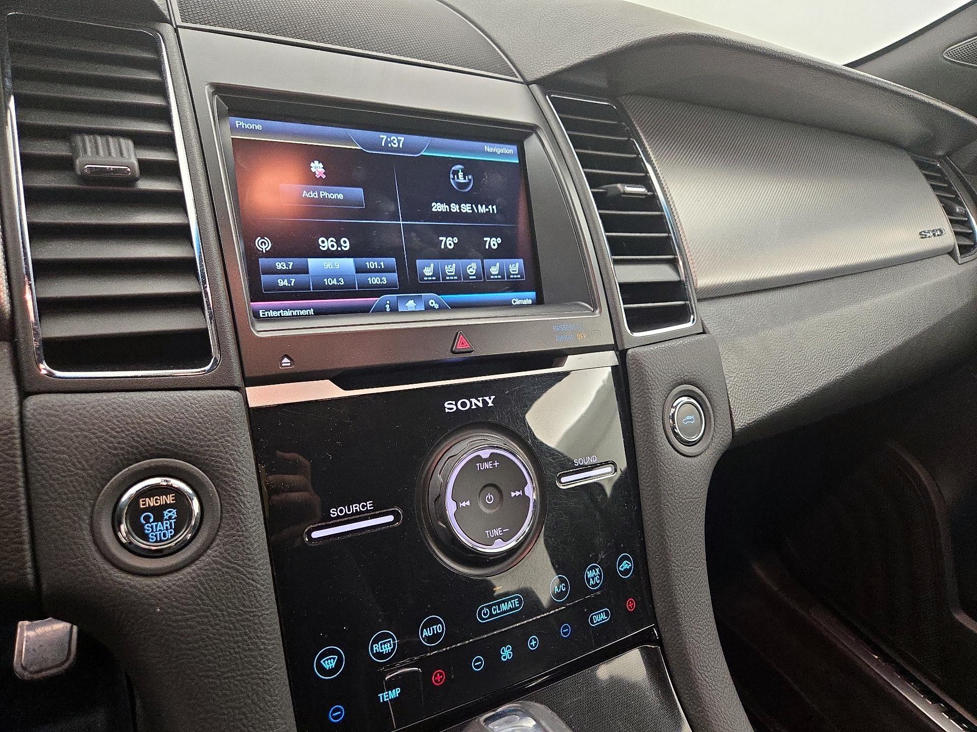 Thumbnail: 2014 Ford Taurus - 17