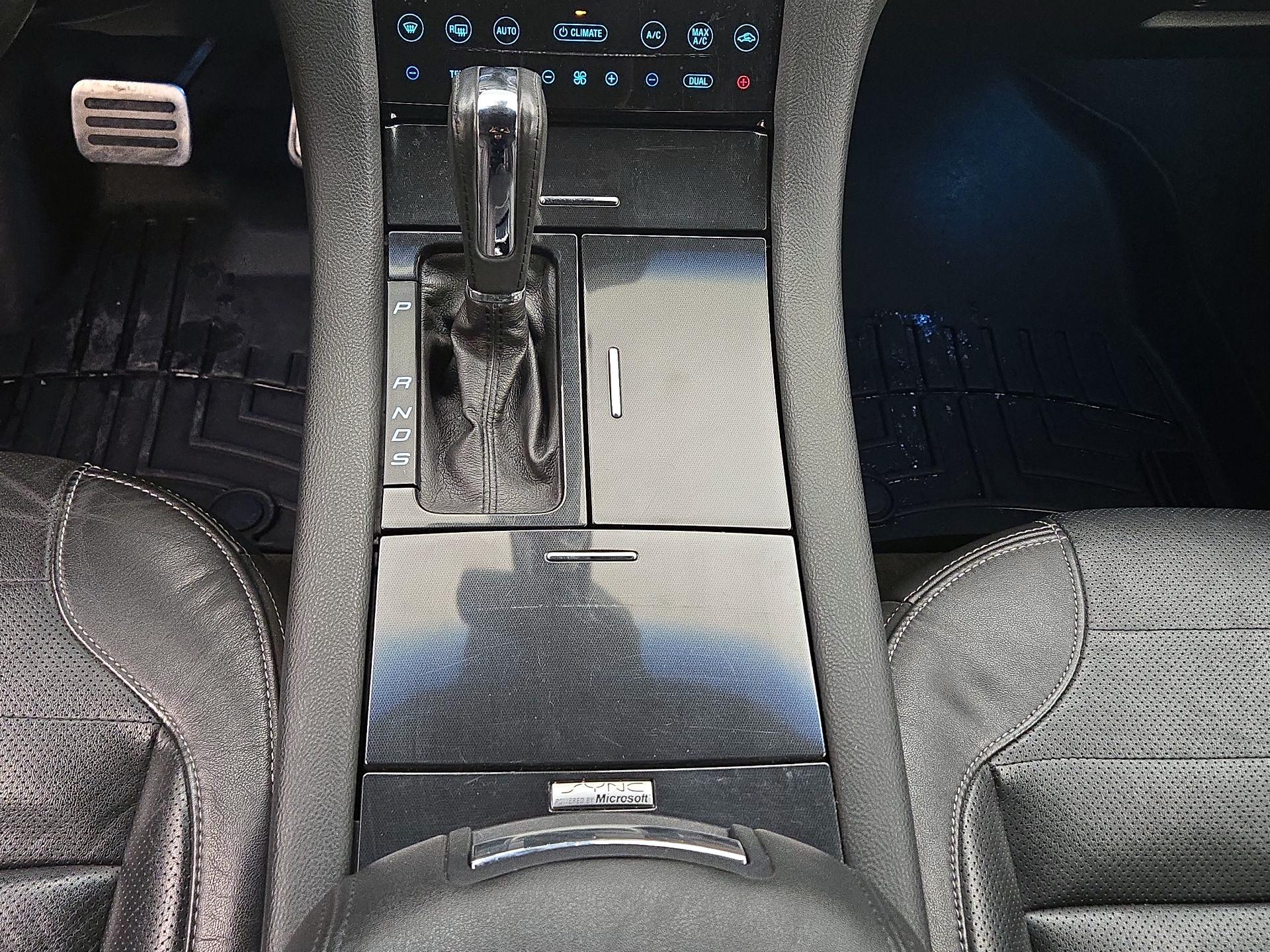 Thumbnail: 2014 Ford Taurus - 18