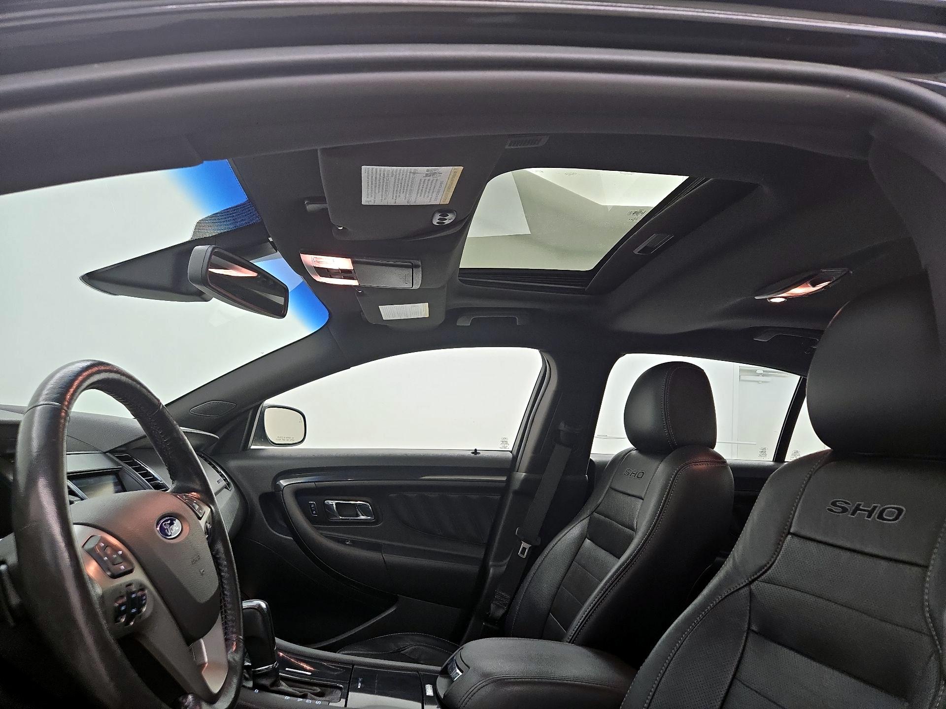 Thumbnail: 2014 Ford Taurus - 20