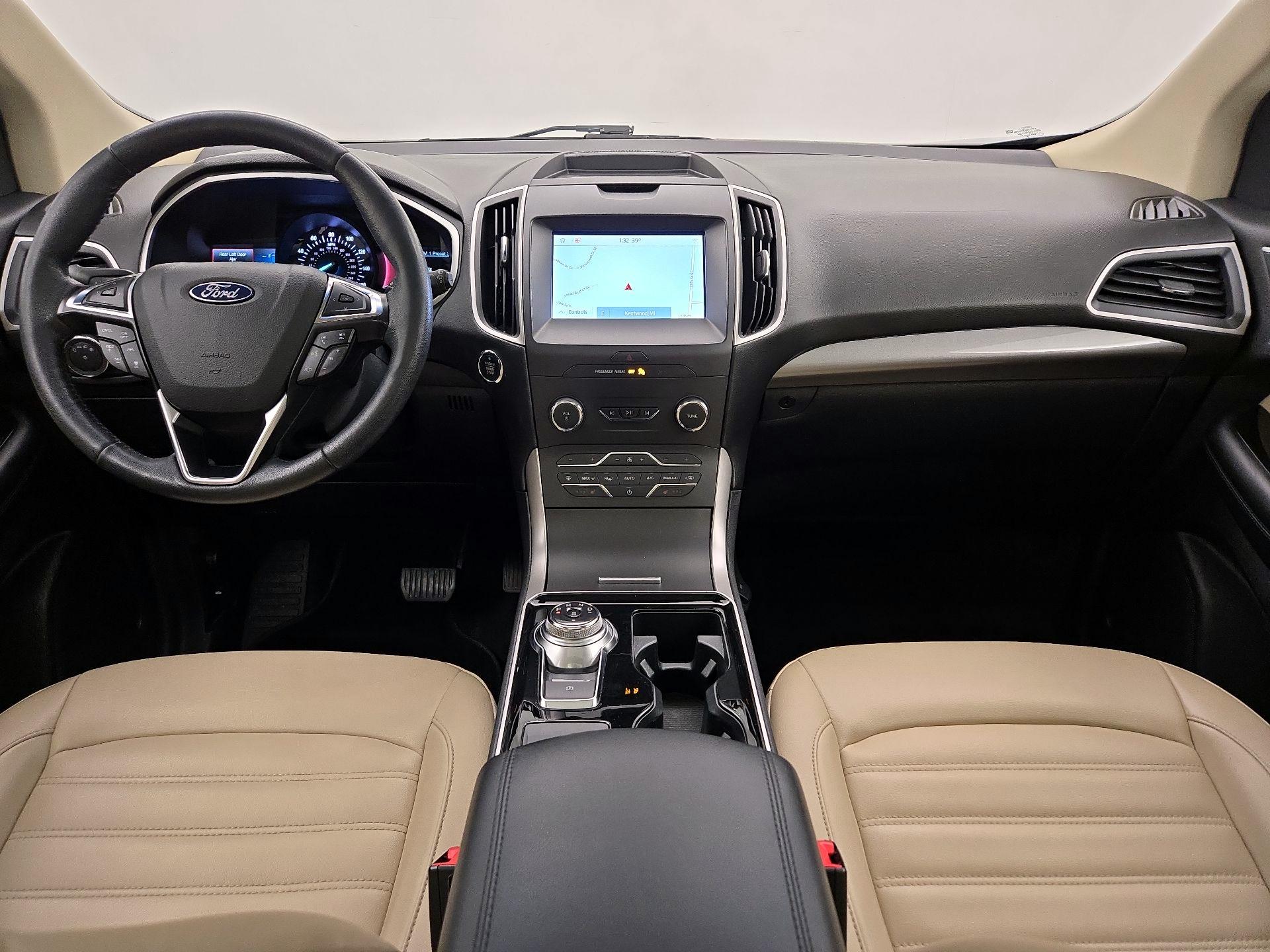 Thumbnail: 2020 Ford Edge - 9