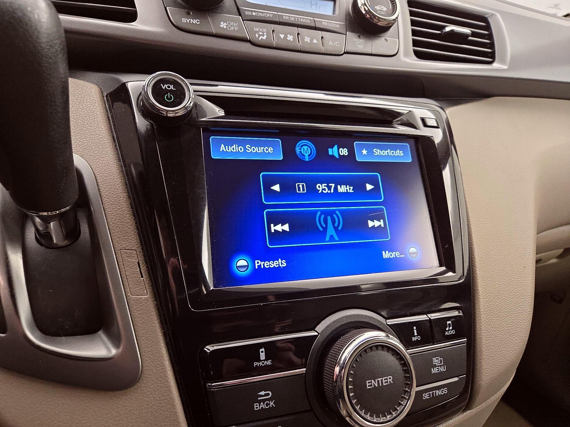 Thumbnail: 2014 Honda Odyssey - 15