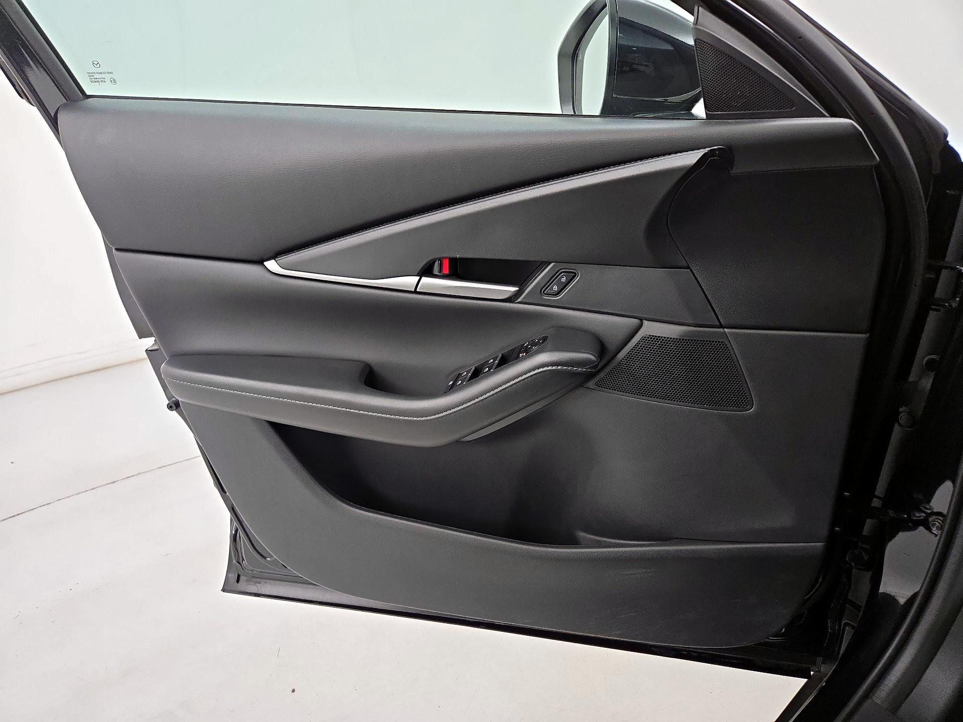 Thumbnail: 2023 Mazda CX-30 - 12