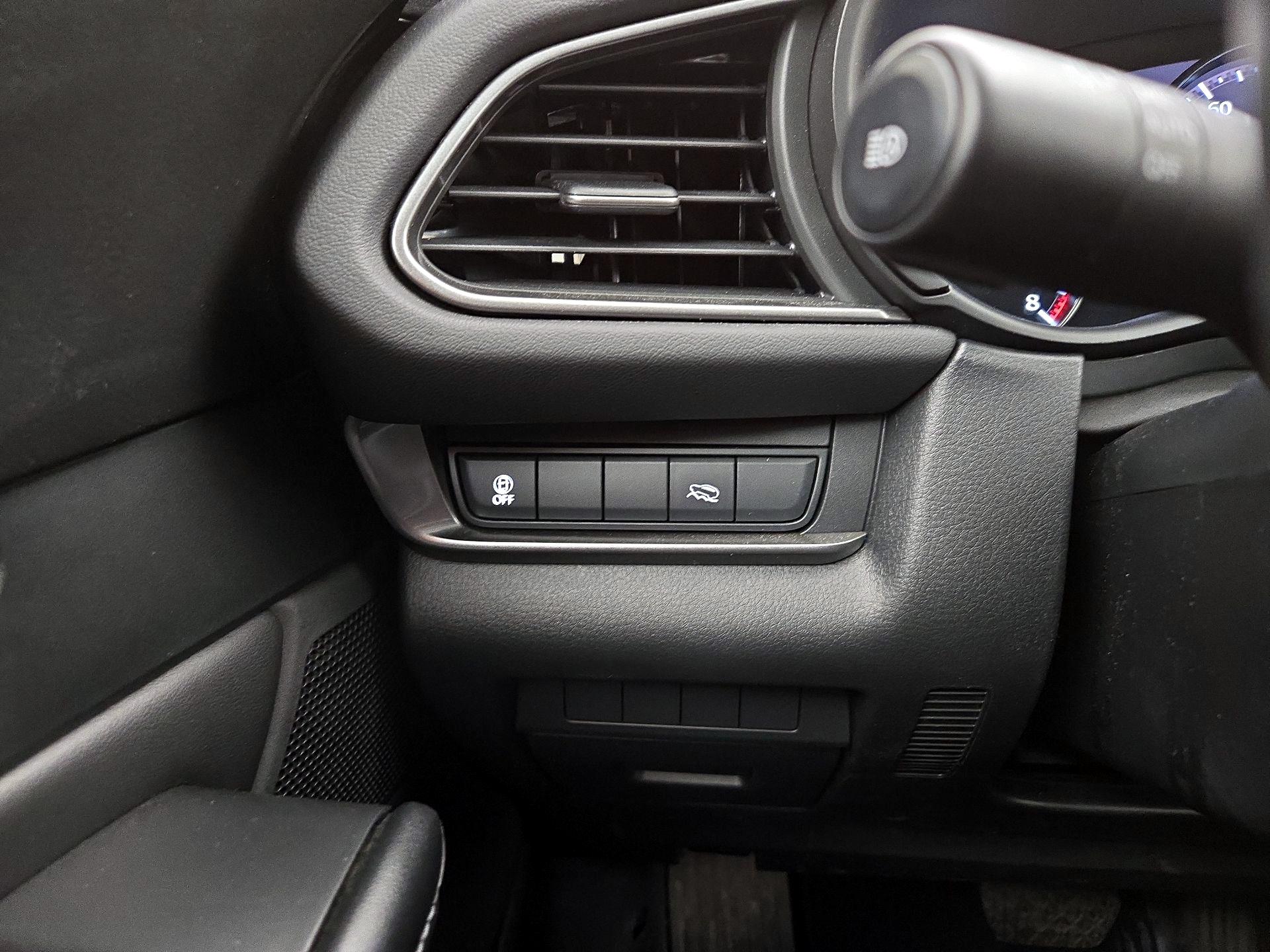 Thumbnail: 2023 Mazda CX-30 - 13