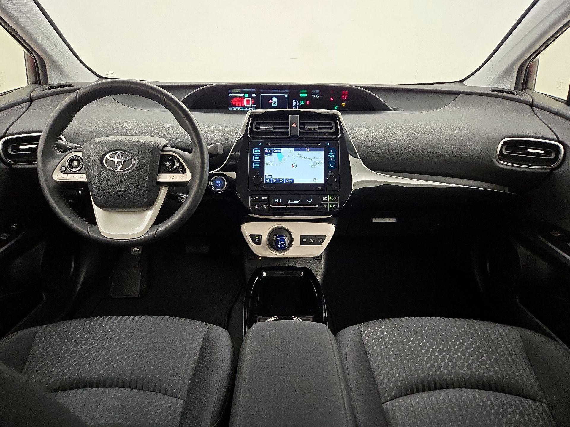 Thumbnail: 2017 Toyota Prius Prime - 9