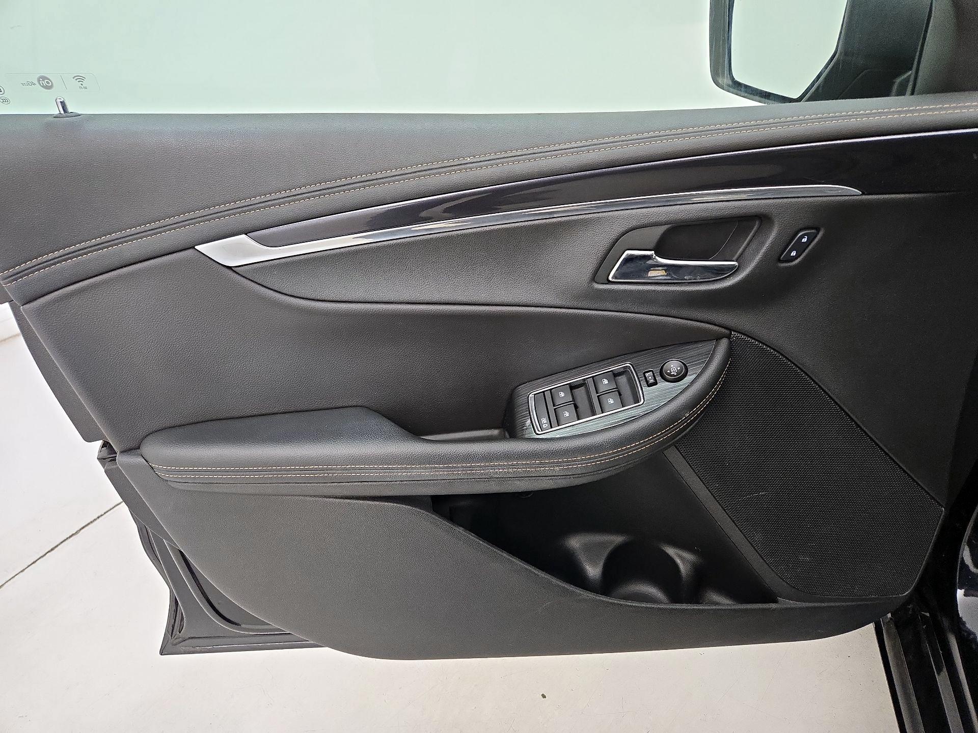 Thumbnail: 2016 Chevrolet Impala - 12