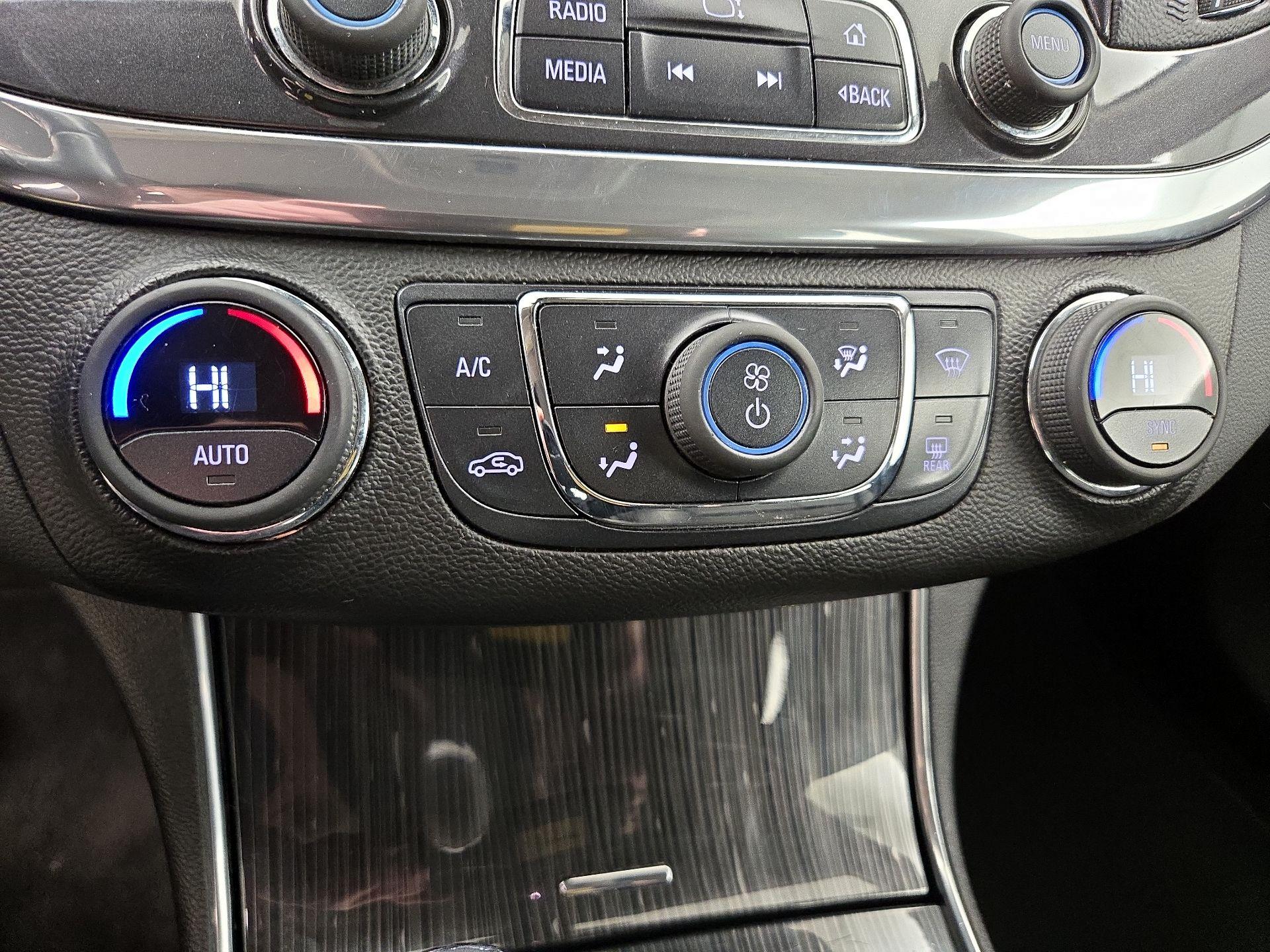 Thumbnail: 2016 Chevrolet Impala - 16