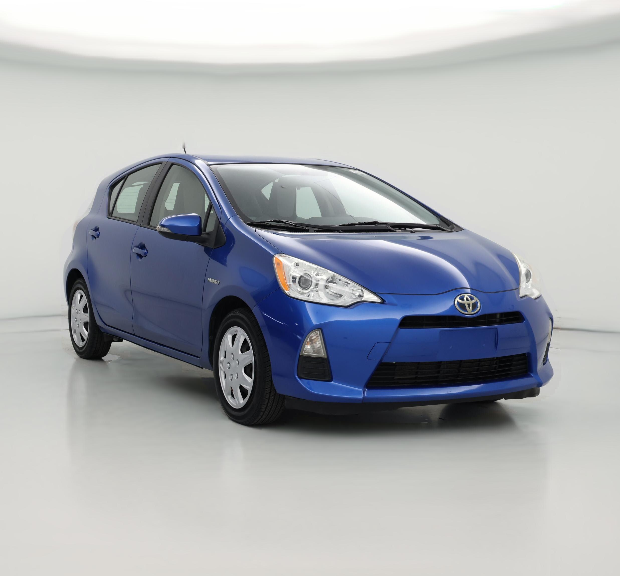 Thumbnail: 2014 Toyota Prius c - 1