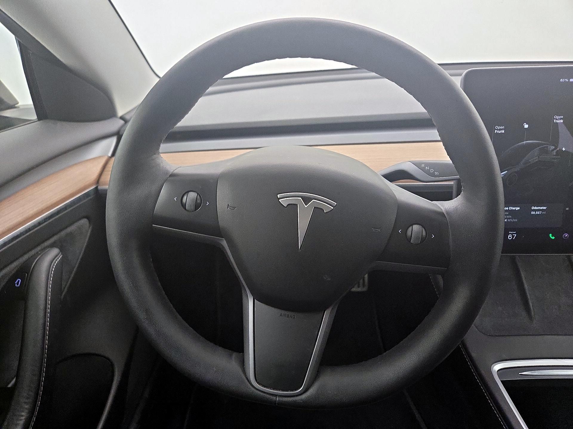 Thumbnail: 2022 Tesla Model 3 - 10