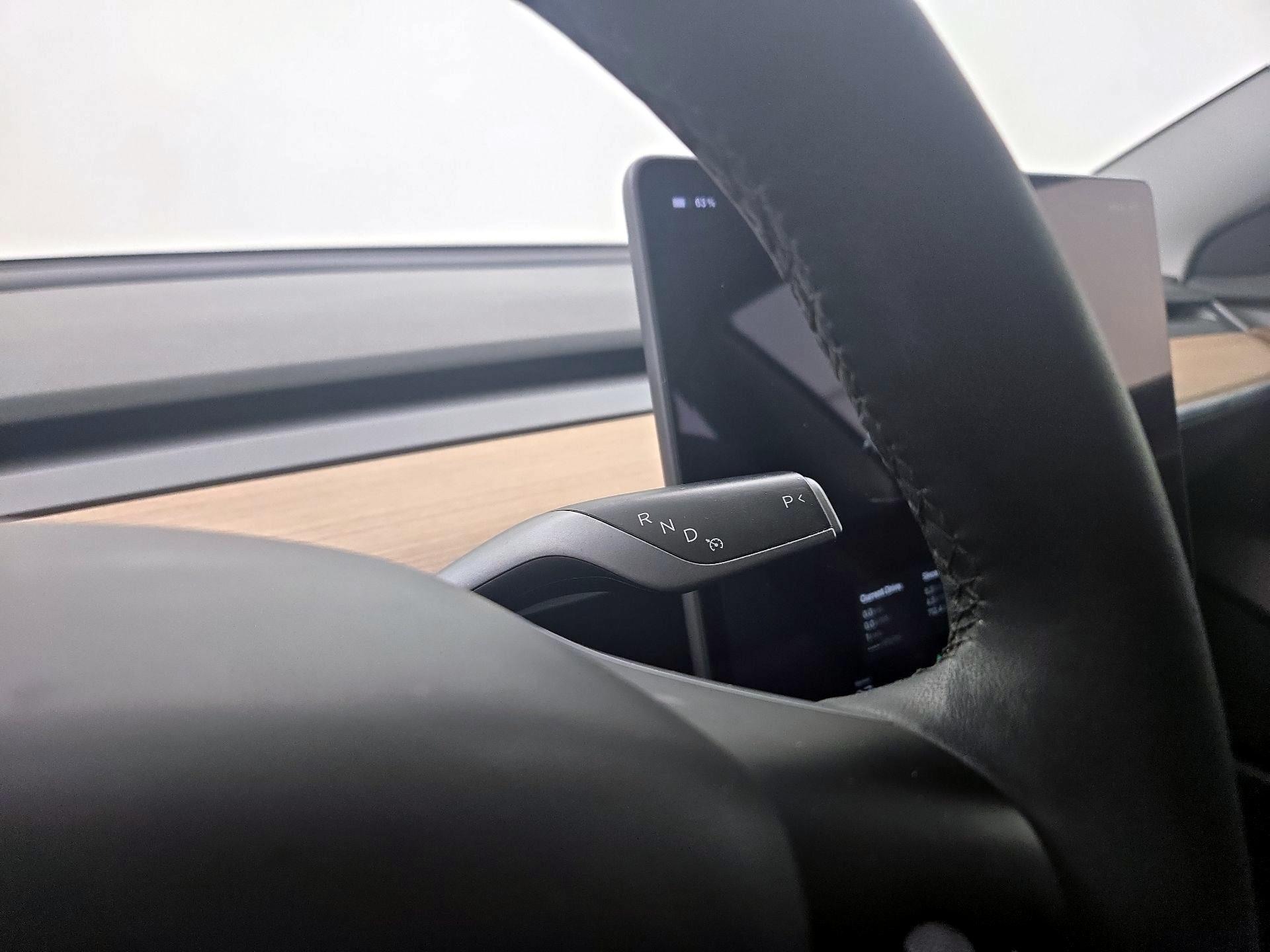 Thumbnail: 2022 Tesla Model 3 - 17