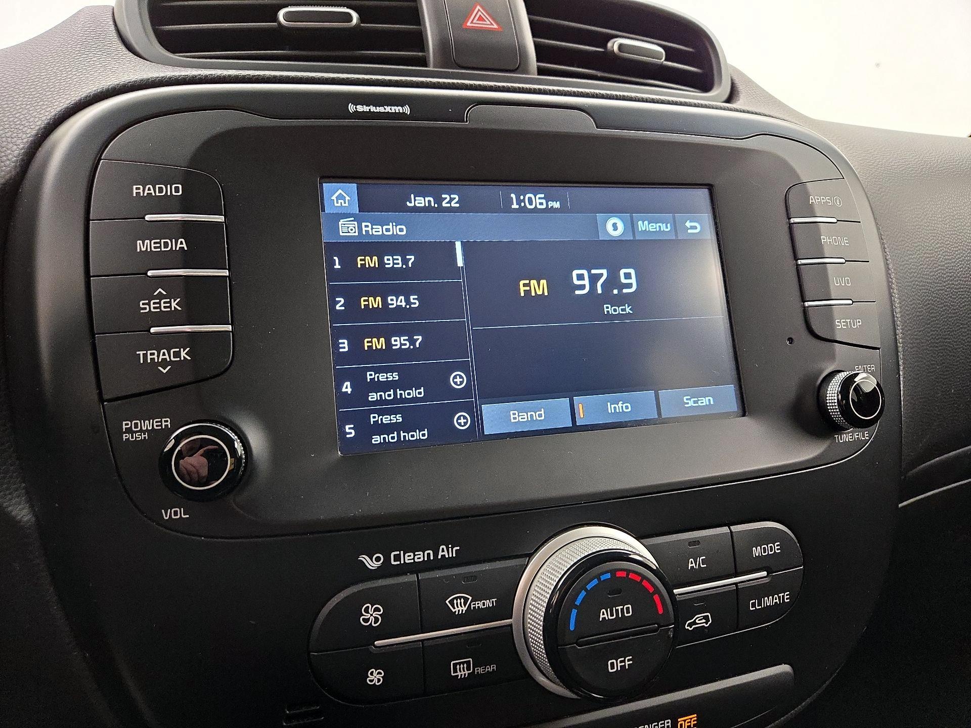 Thumbnail: 2019 Kia Soul - 15