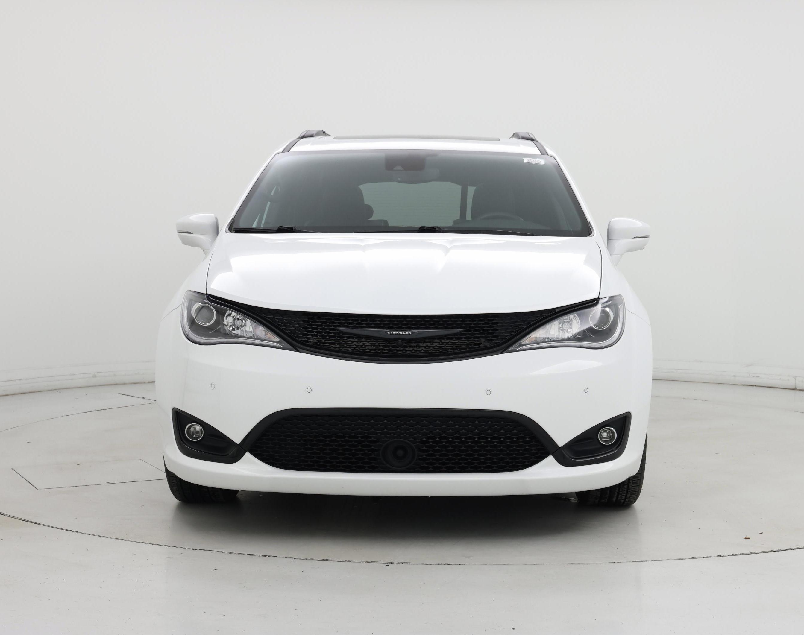 Thumbnail: 2020 Chrysler Pacifica - 5