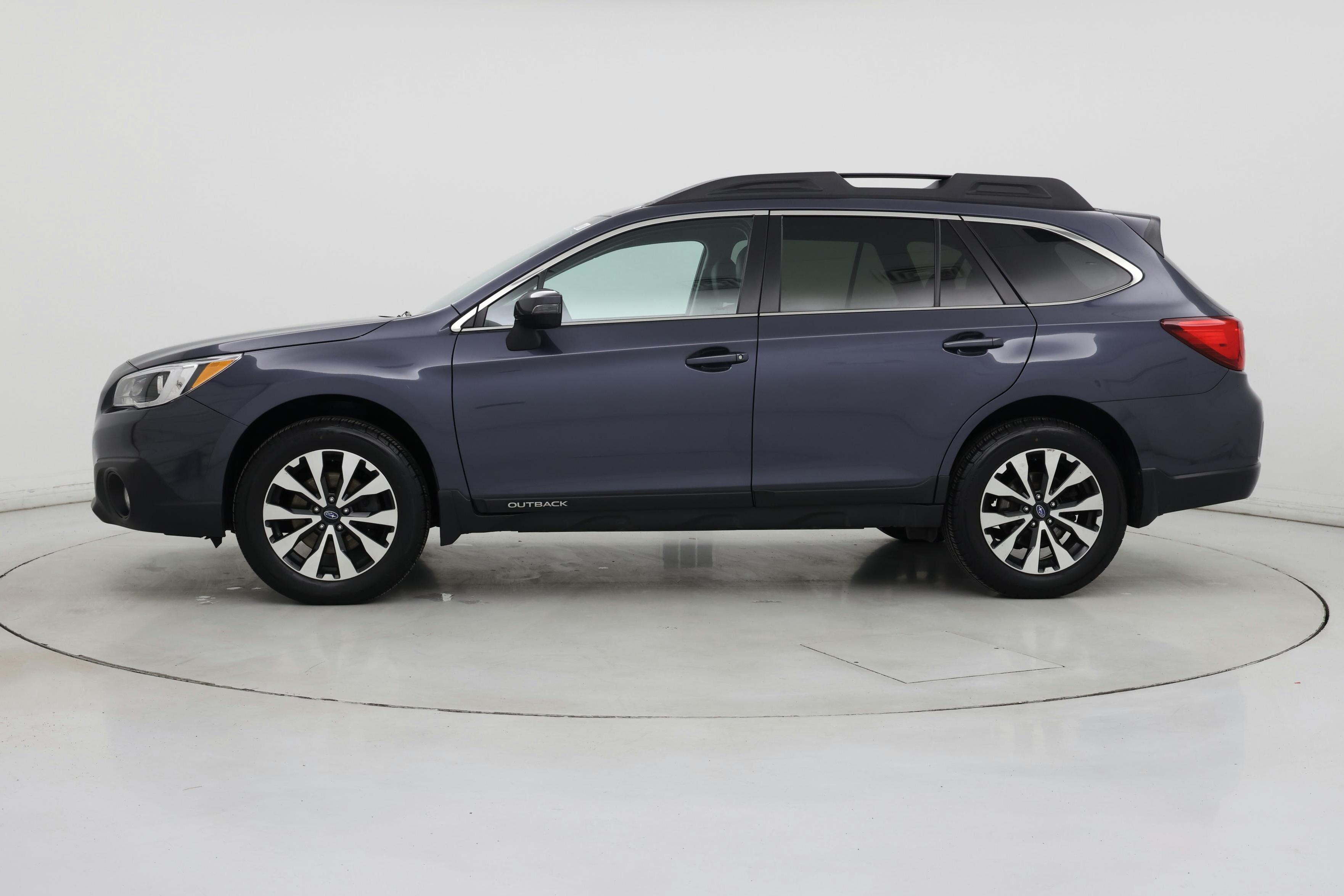 Thumbnail: 2017 Subaru Outback - 3