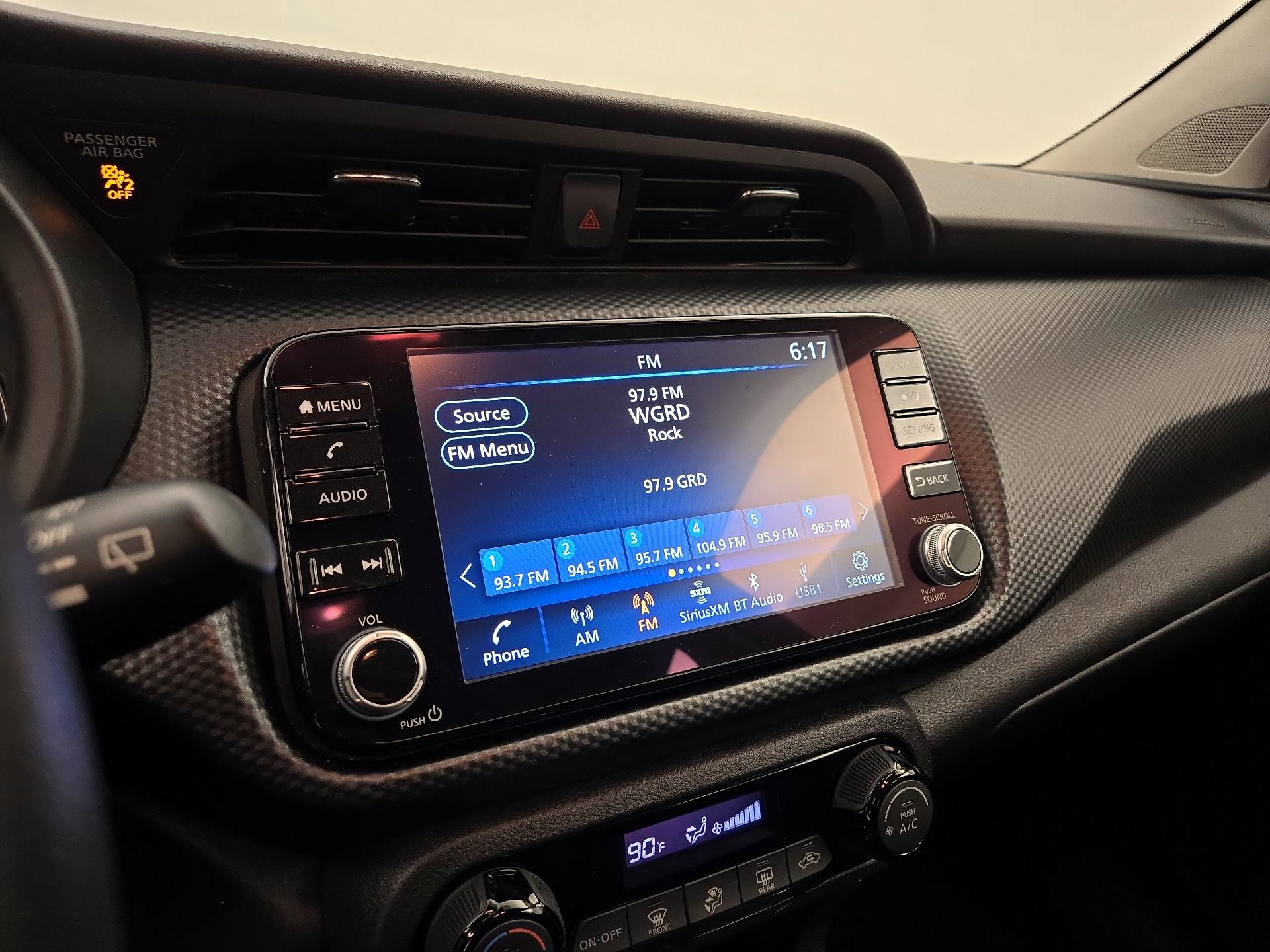 Thumbnail: 2022 Nissan Kicks - 15