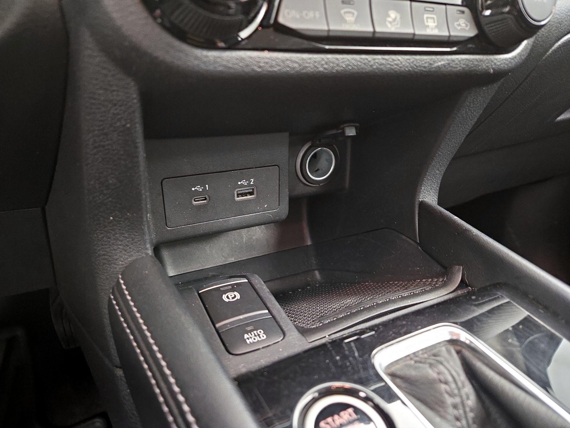 Thumbnail: 2022 Nissan Kicks - 18