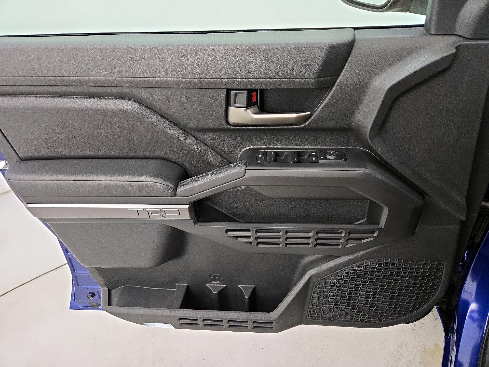 Thumbnail: 2025 Toyota Tacoma - 12