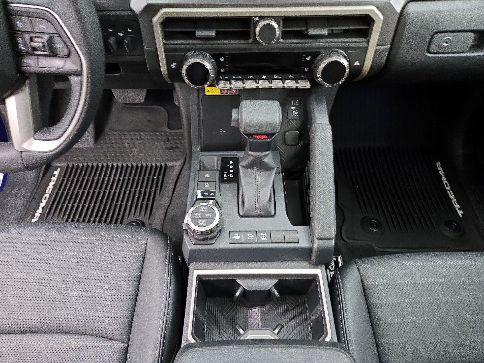 Thumbnail: 2025 Toyota Tacoma - 18