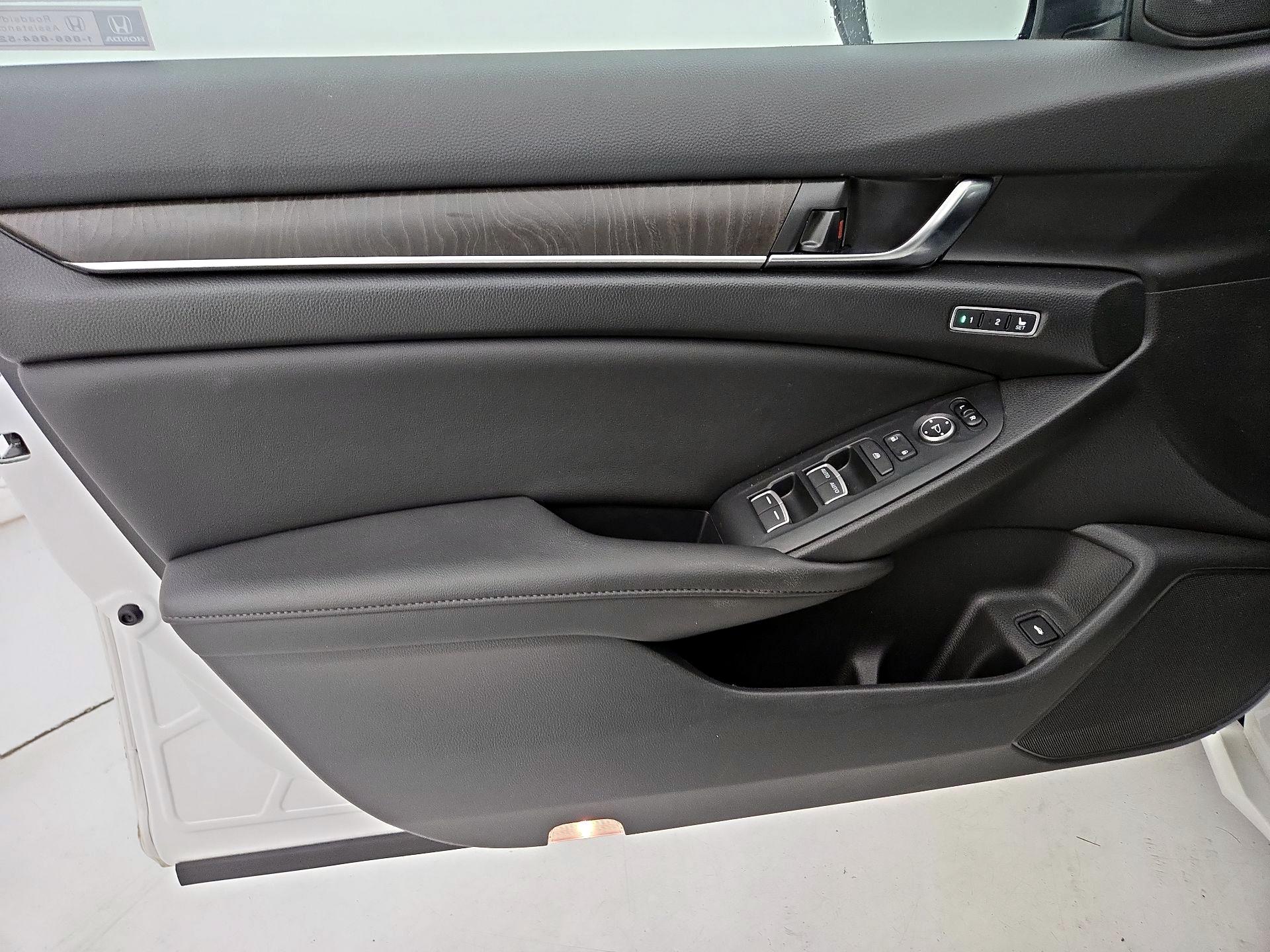 Thumbnail: 2020 Honda Accord - 12