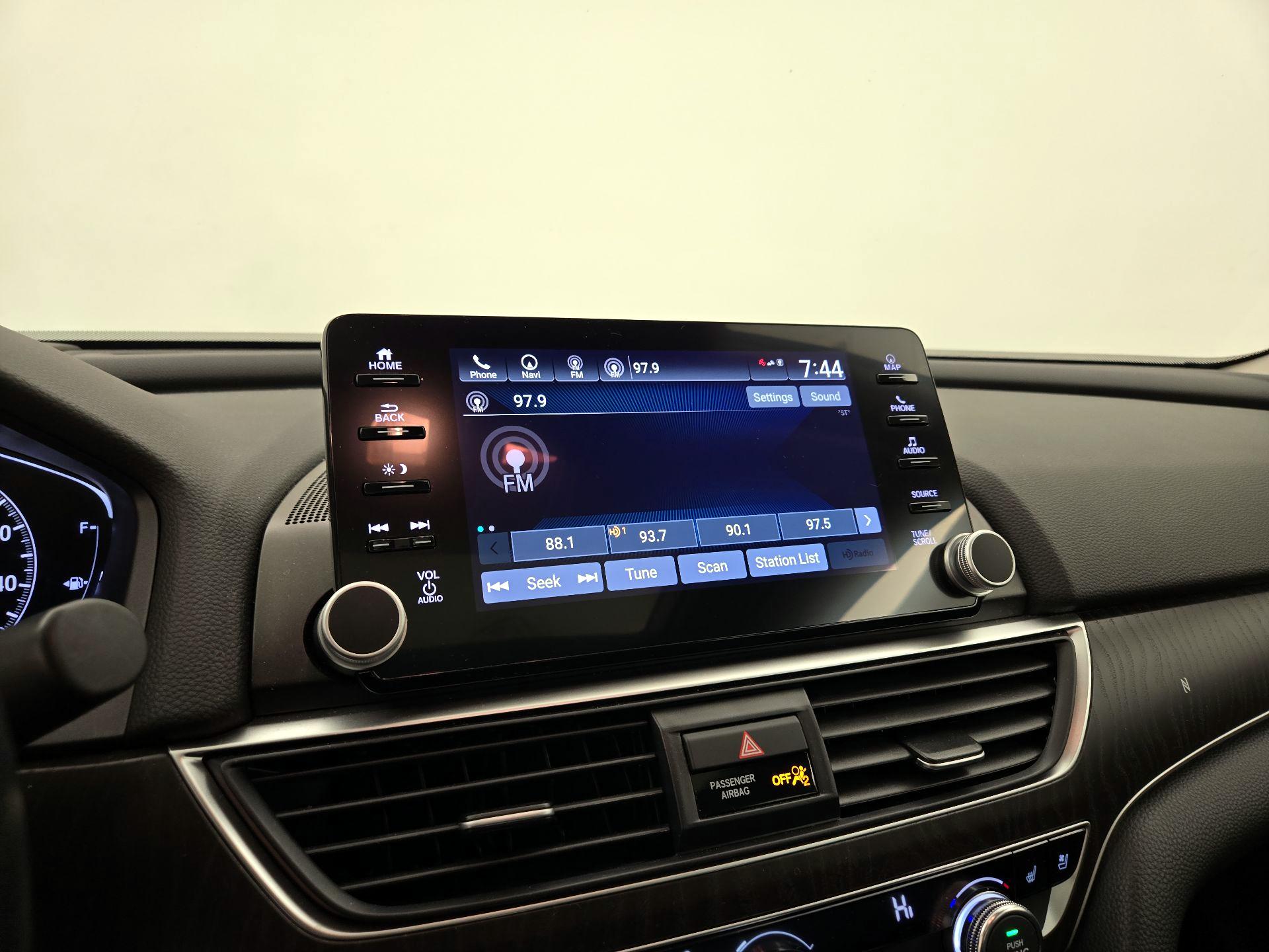 Thumbnail: 2020 Honda Accord - 15