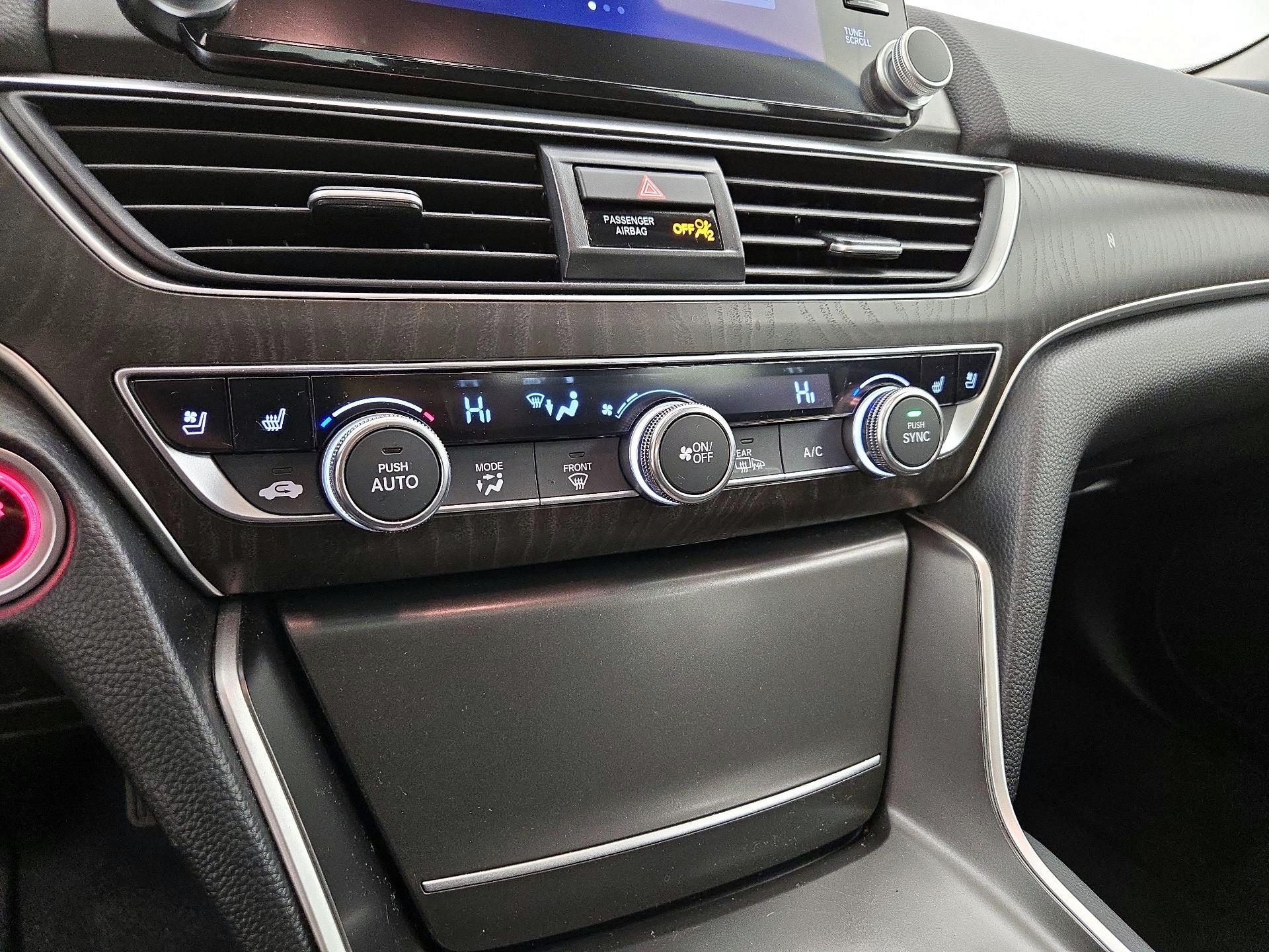 Thumbnail: 2020 Honda Accord - 16