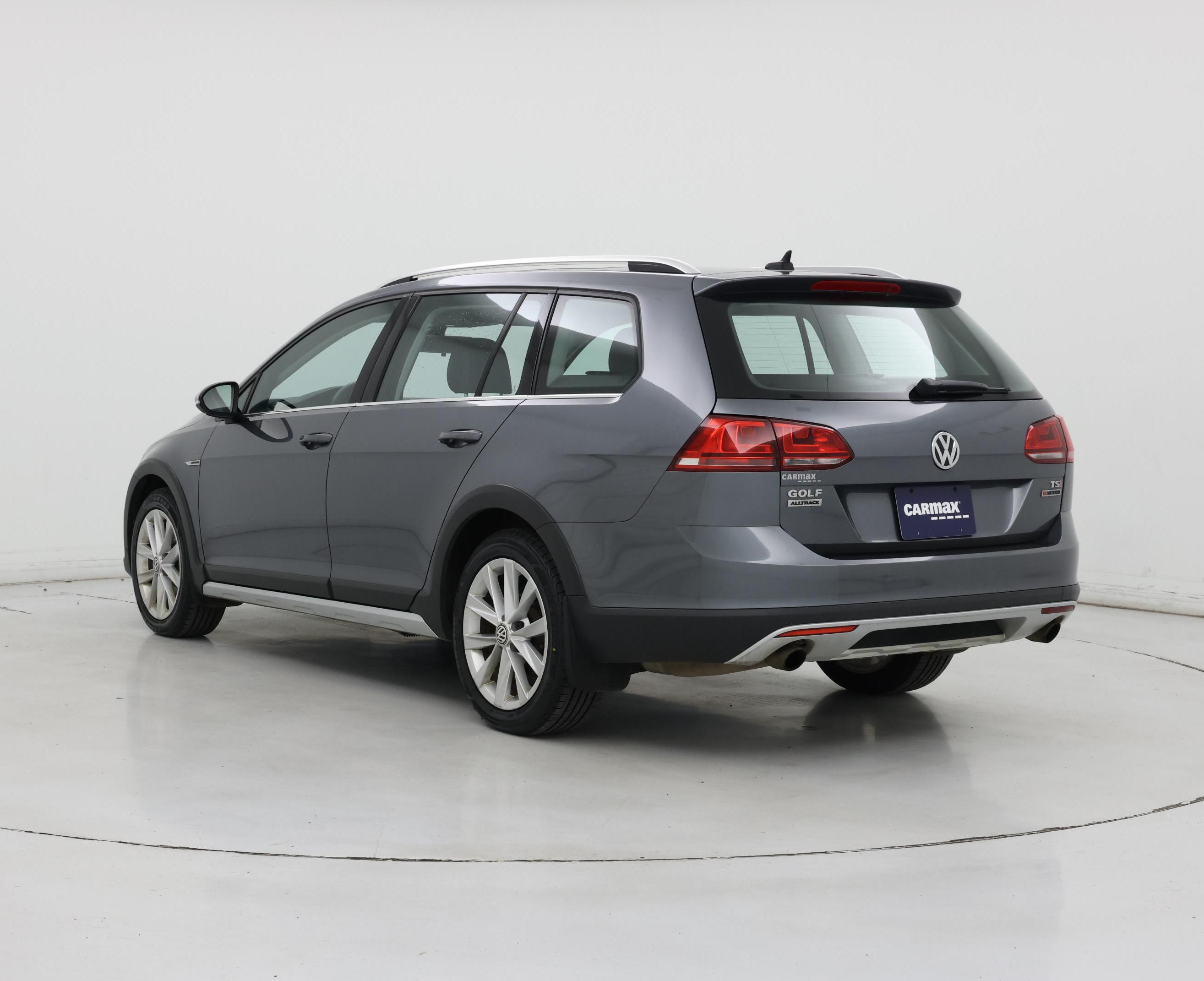 Thumbnail: 2017 Volkswagen Golf - 2