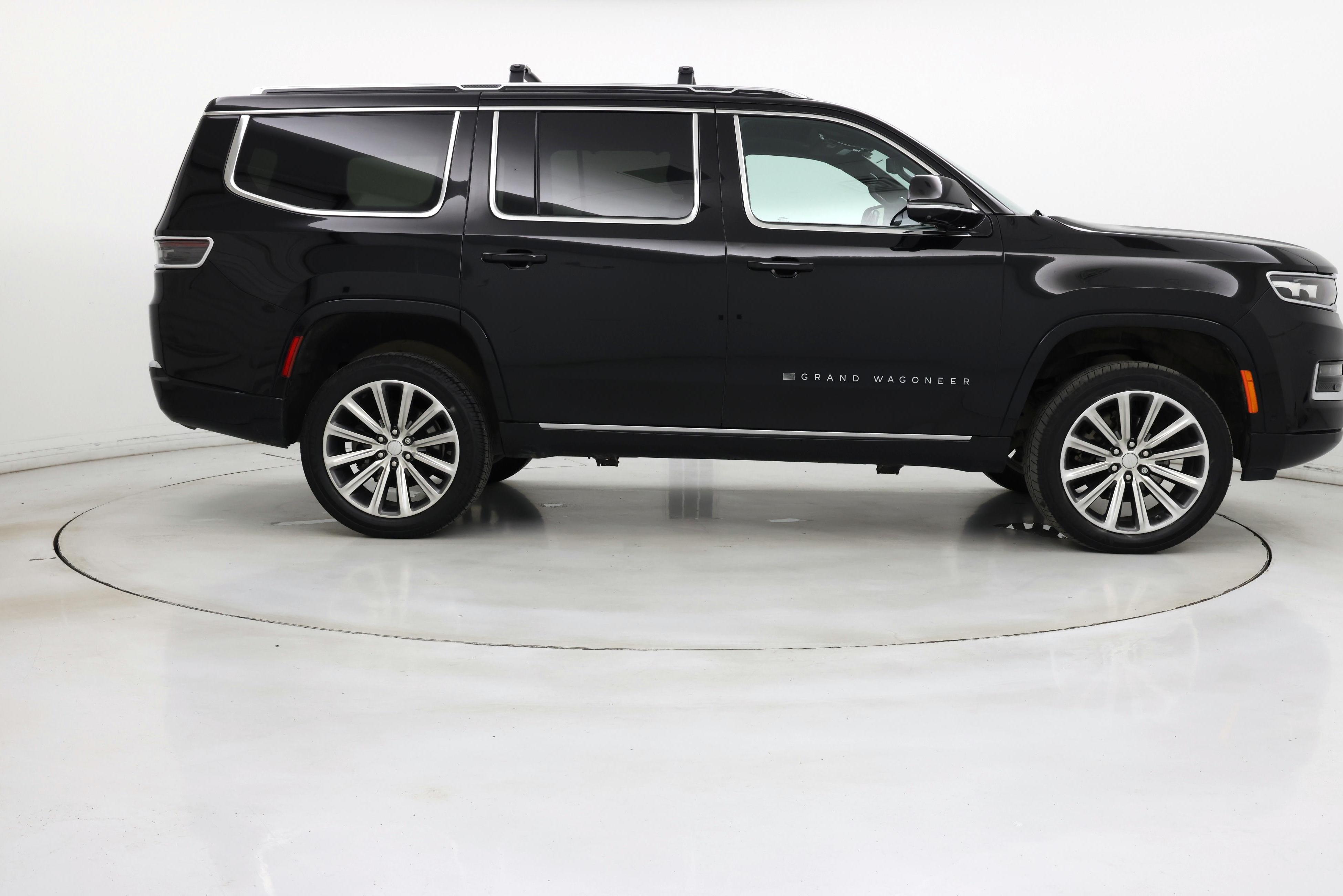 Thumbnail: 2022 Jeep Grand Wagoneer - 7