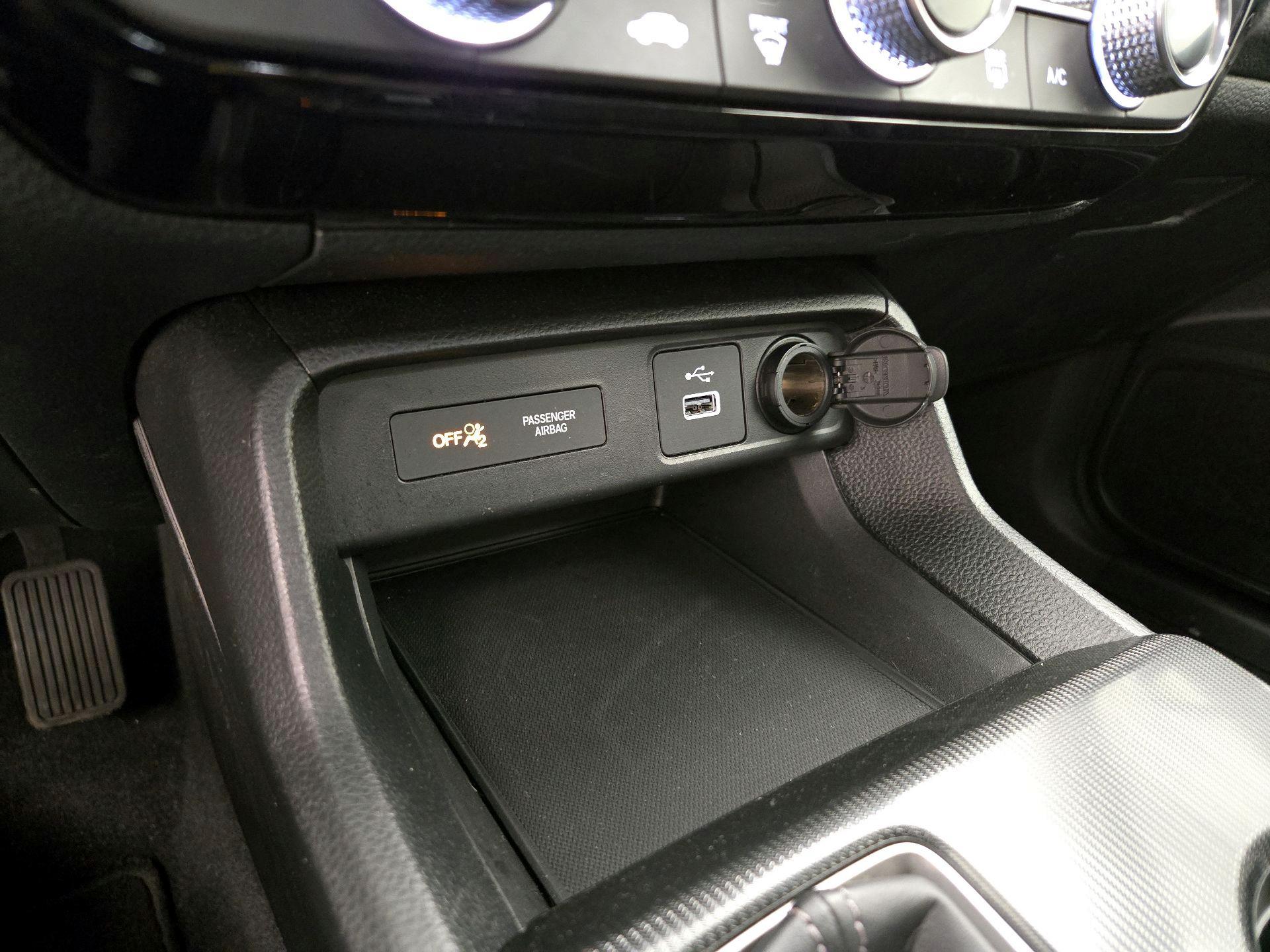 Thumbnail: 2024 Honda Civic - 18