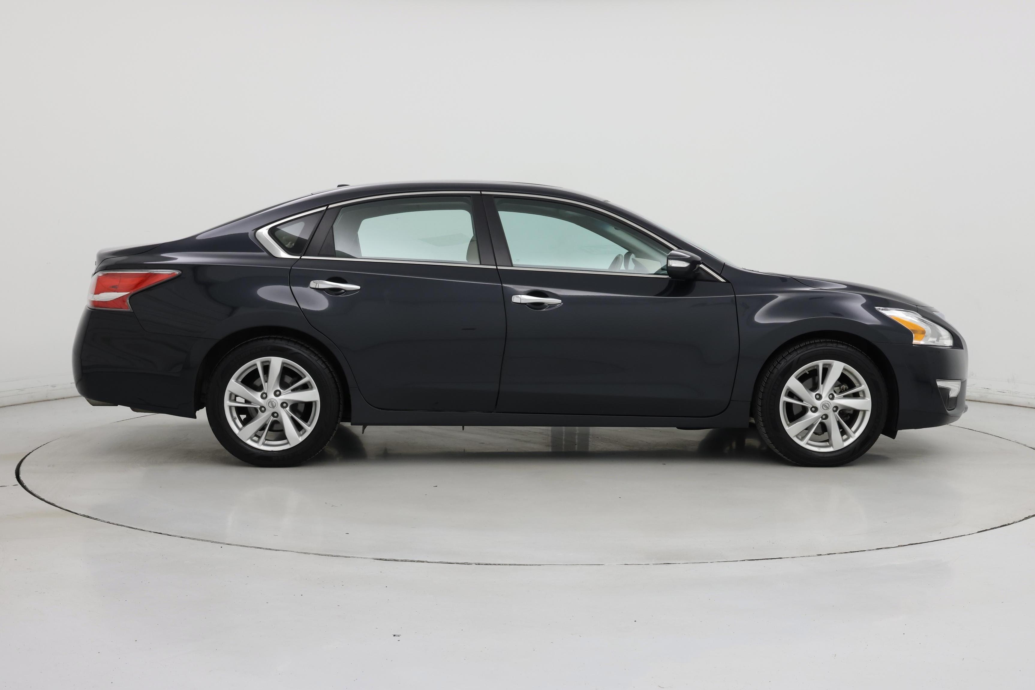 Thumbnail: 2015 Nissan Altima - 7