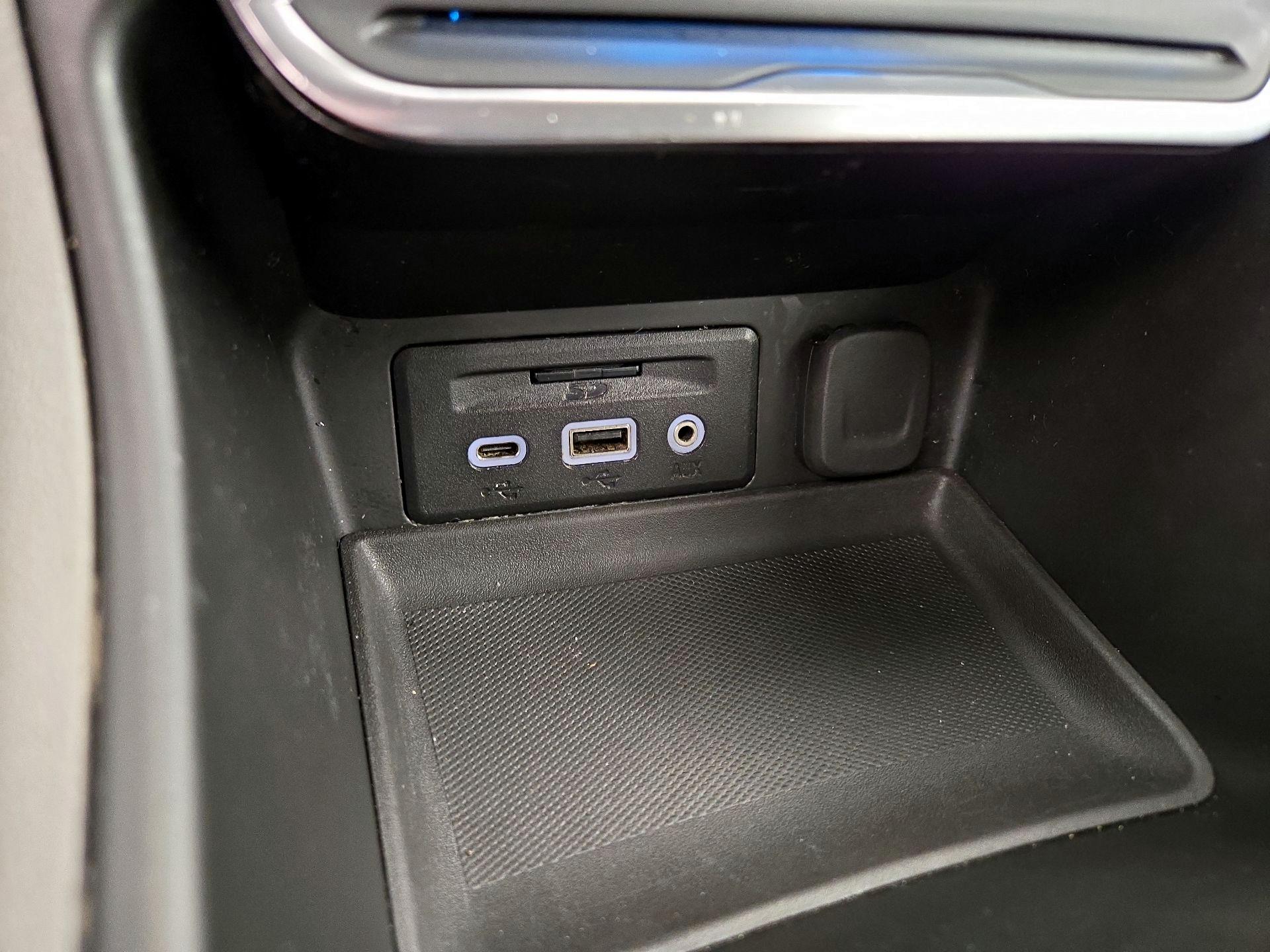 Thumbnail: 2018 GMC Terrain - 19