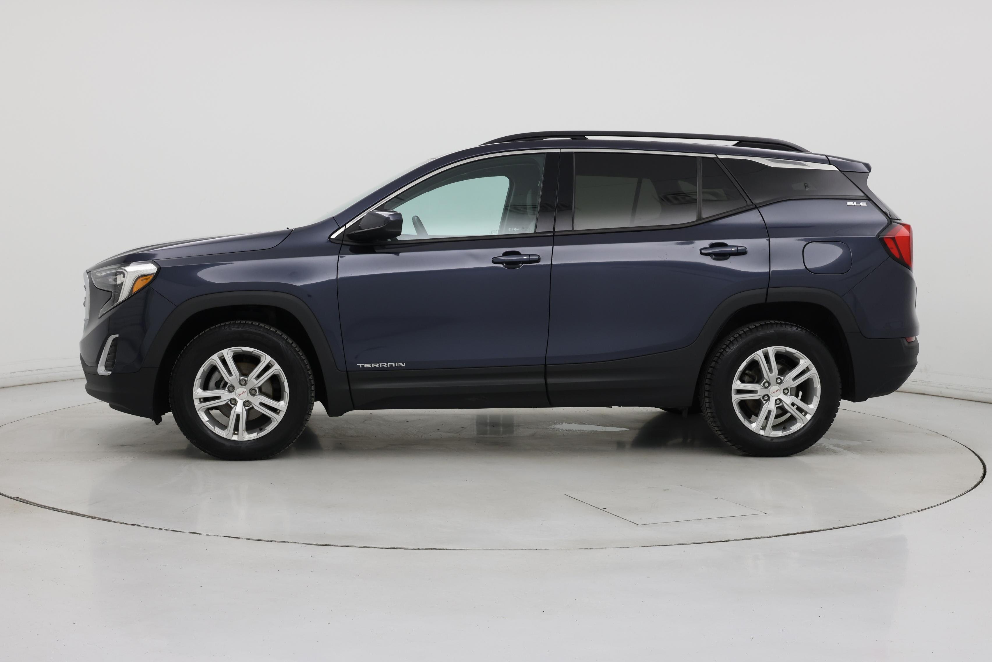 Thumbnail: 2018 GMC Terrain - 3