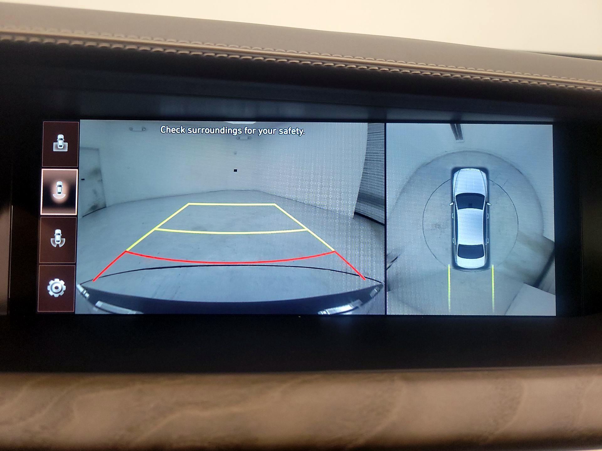 Thumbnail: 2022 Genesis G90 - 15