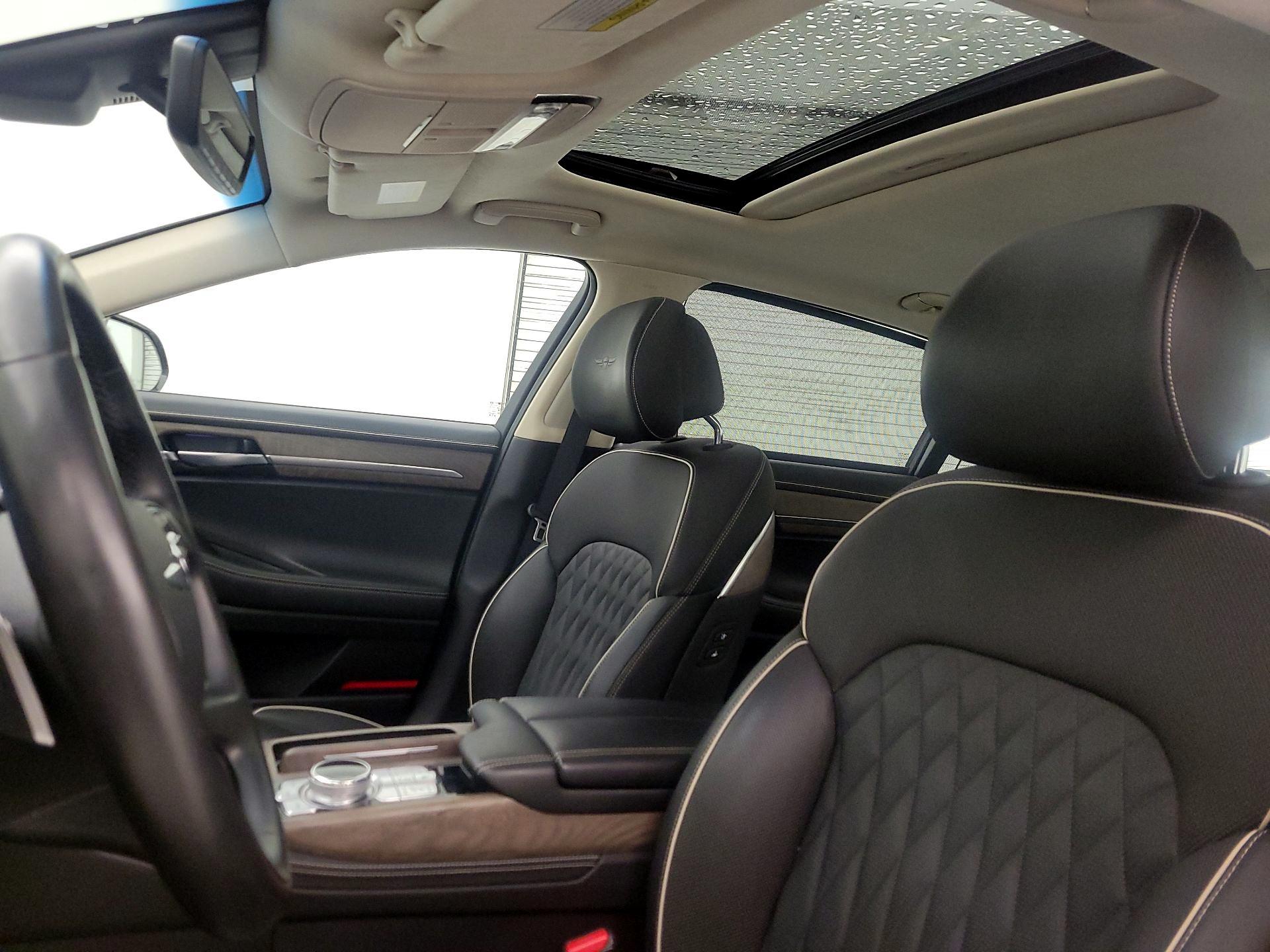 Thumbnail: 2022 Genesis G90 - 20