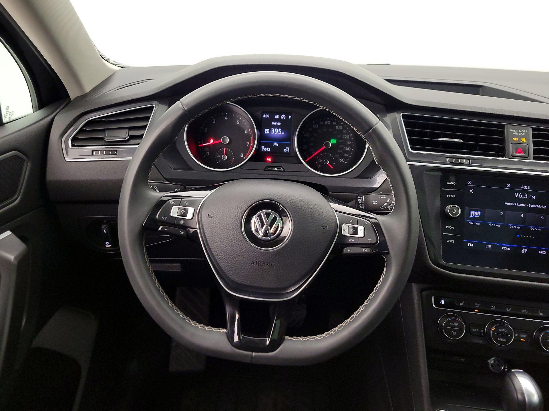 Thumbnail: 2021 Volkswagen Tiguan - 10