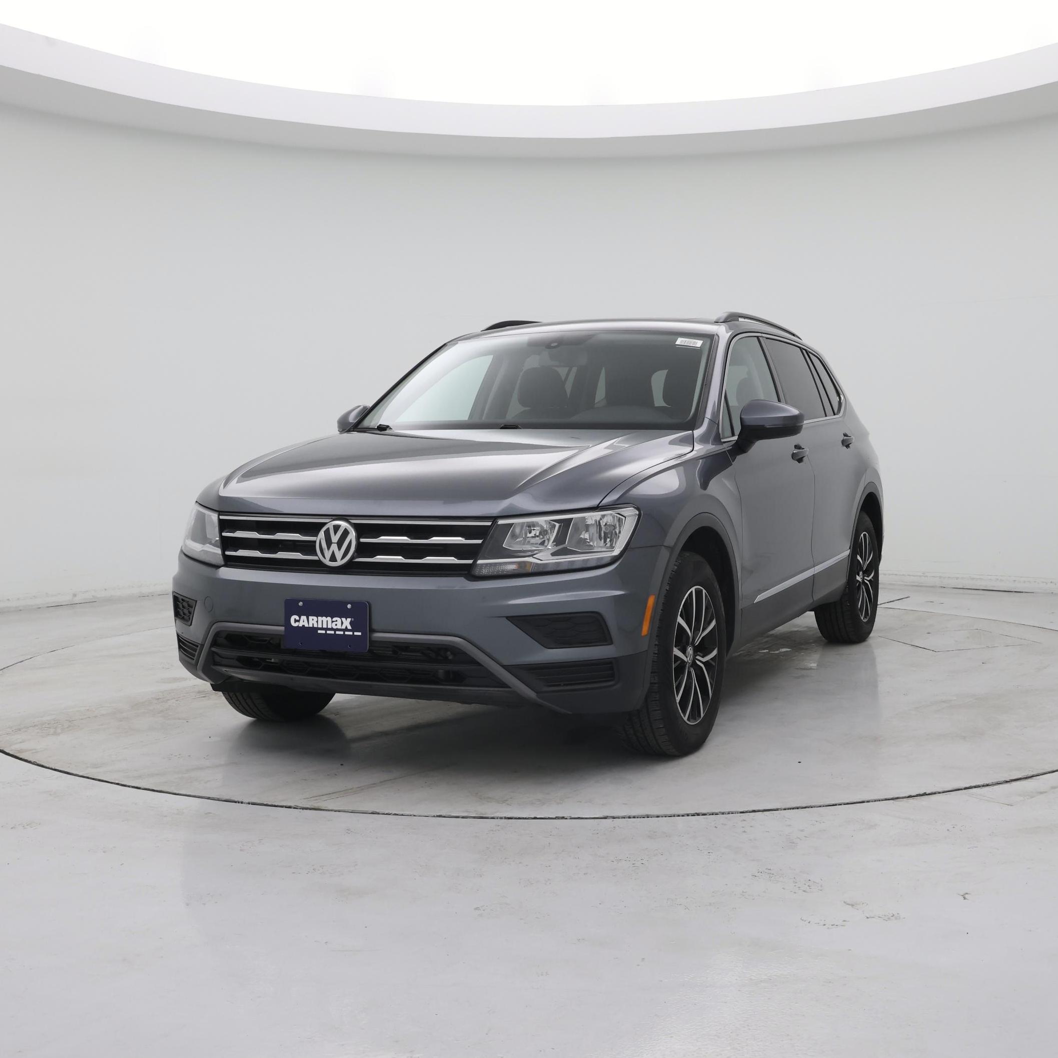Thumbnail: 2021 Volkswagen Tiguan - 4