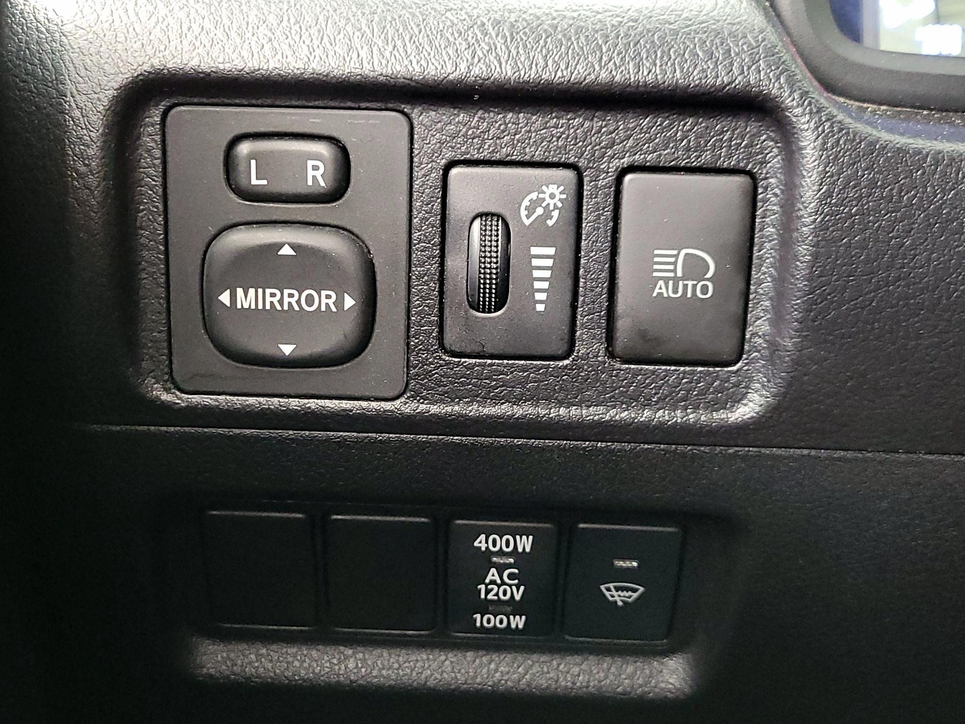 Thumbnail: 2023 Toyota 4Runner - 13