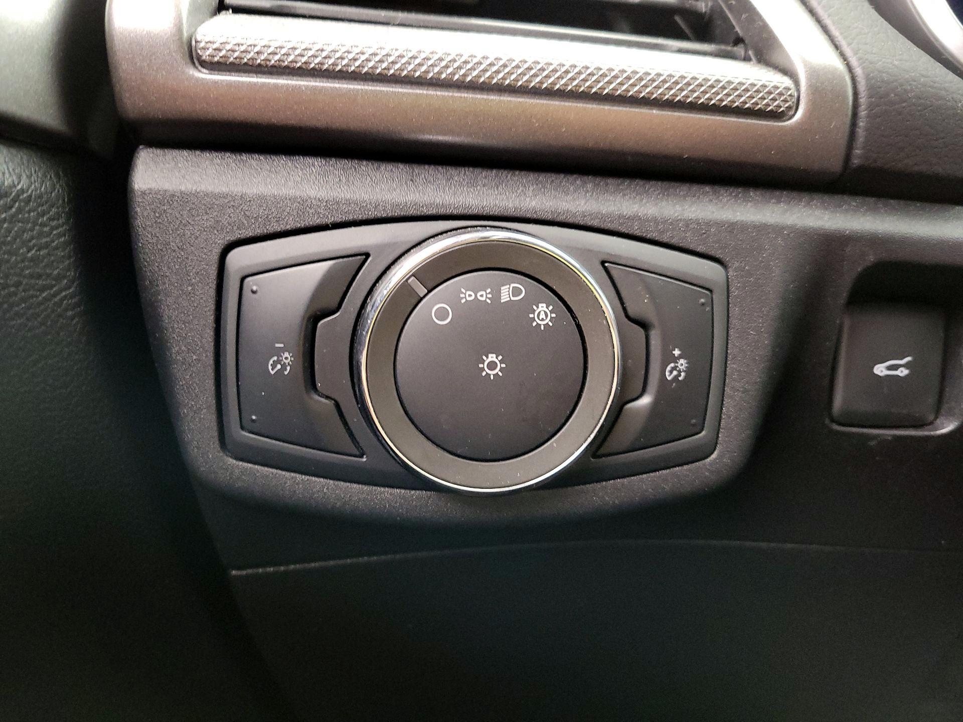 Thumbnail: 2020 Ford Fusion - 13