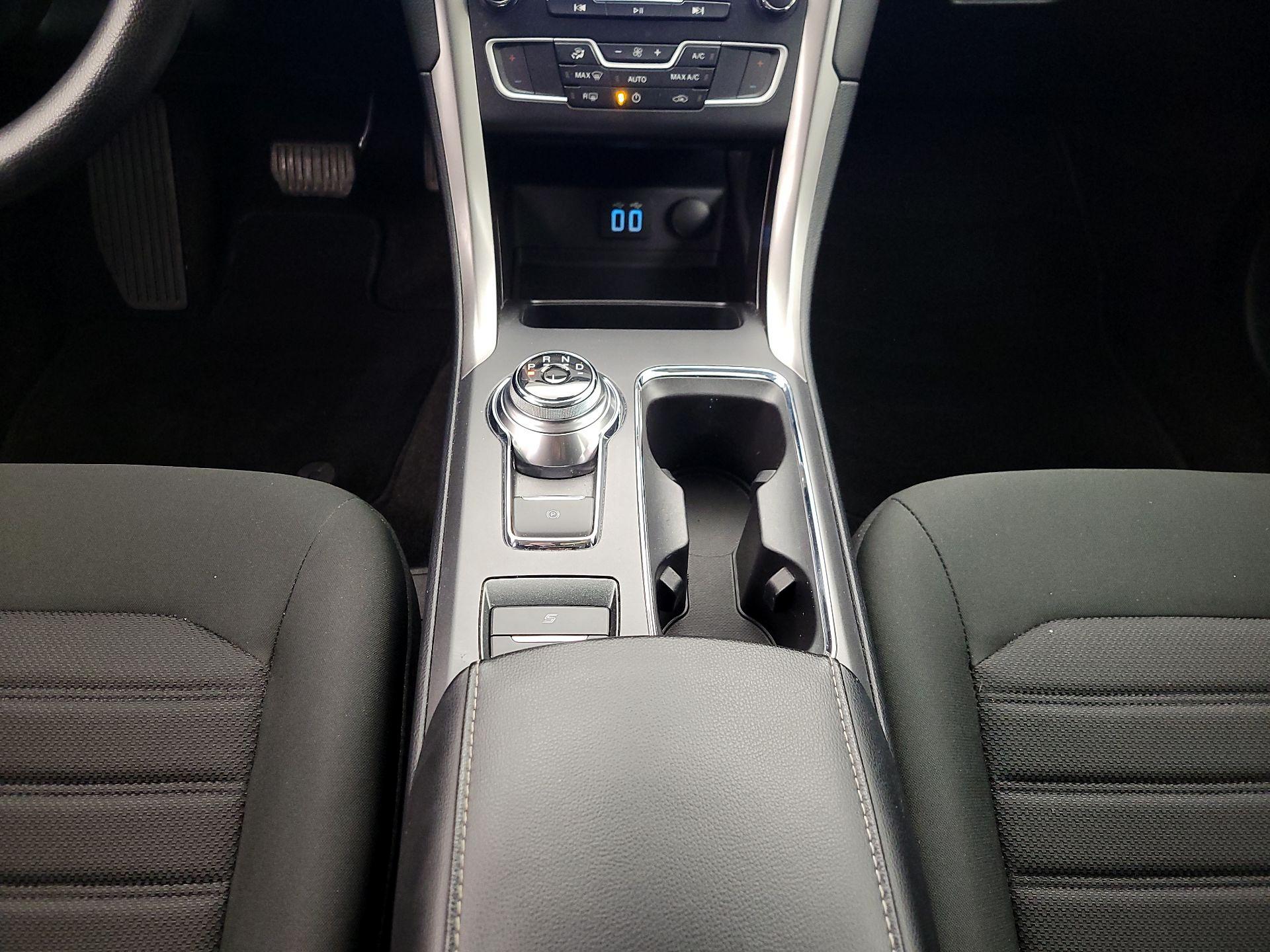 Thumbnail: 2020 Ford Fusion - 17