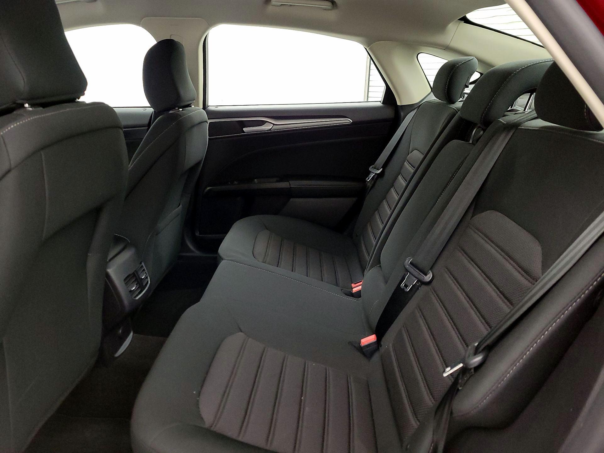 Thumbnail: 2020 Ford Fusion - 19