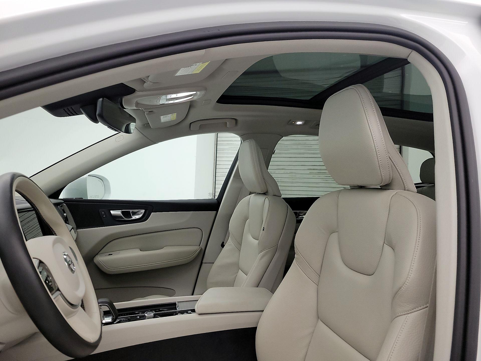 Thumbnail: 2023 Volvo XC60 - 19