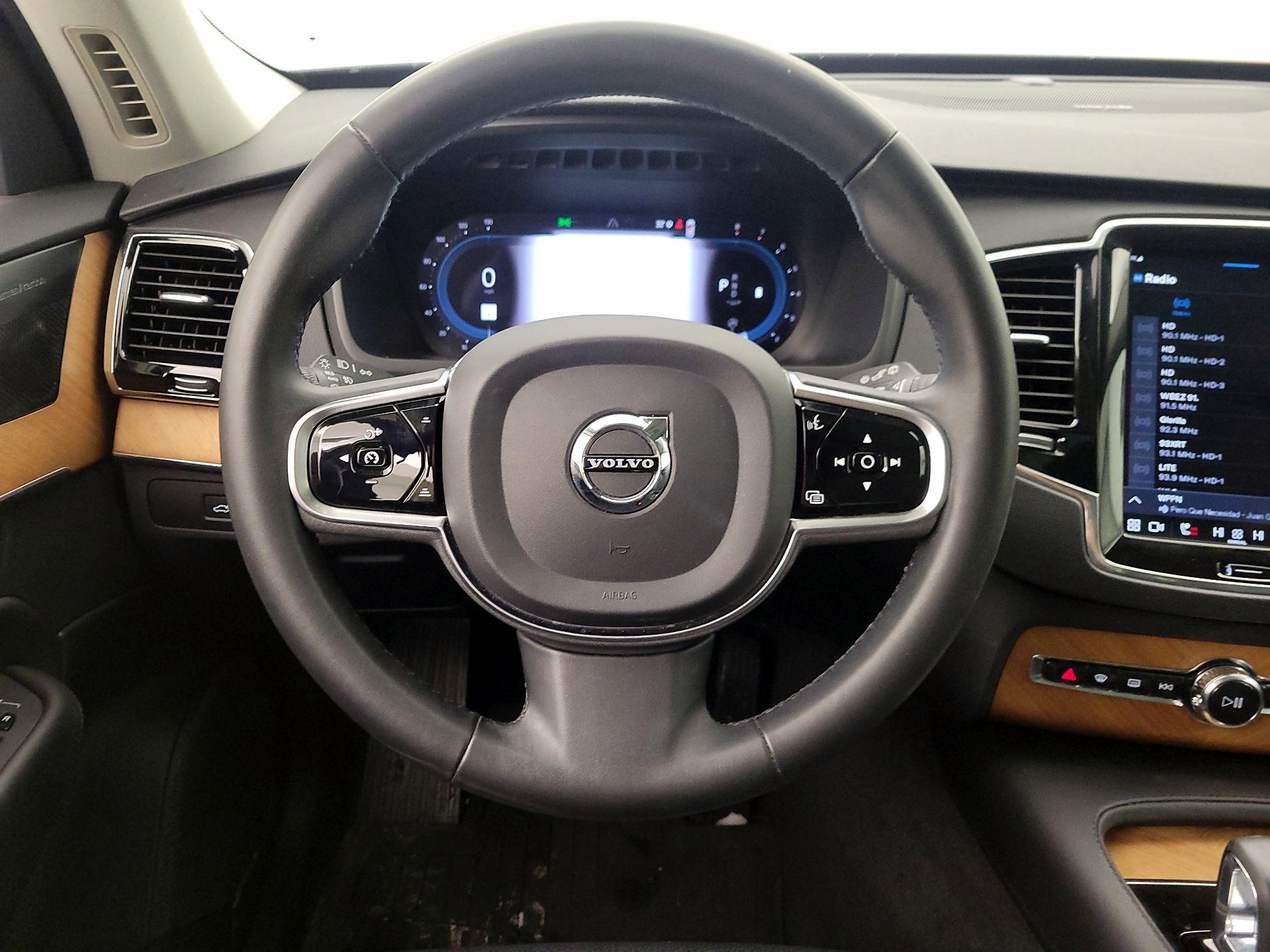 Thumbnail: 2023 Volvo XC90 - 10