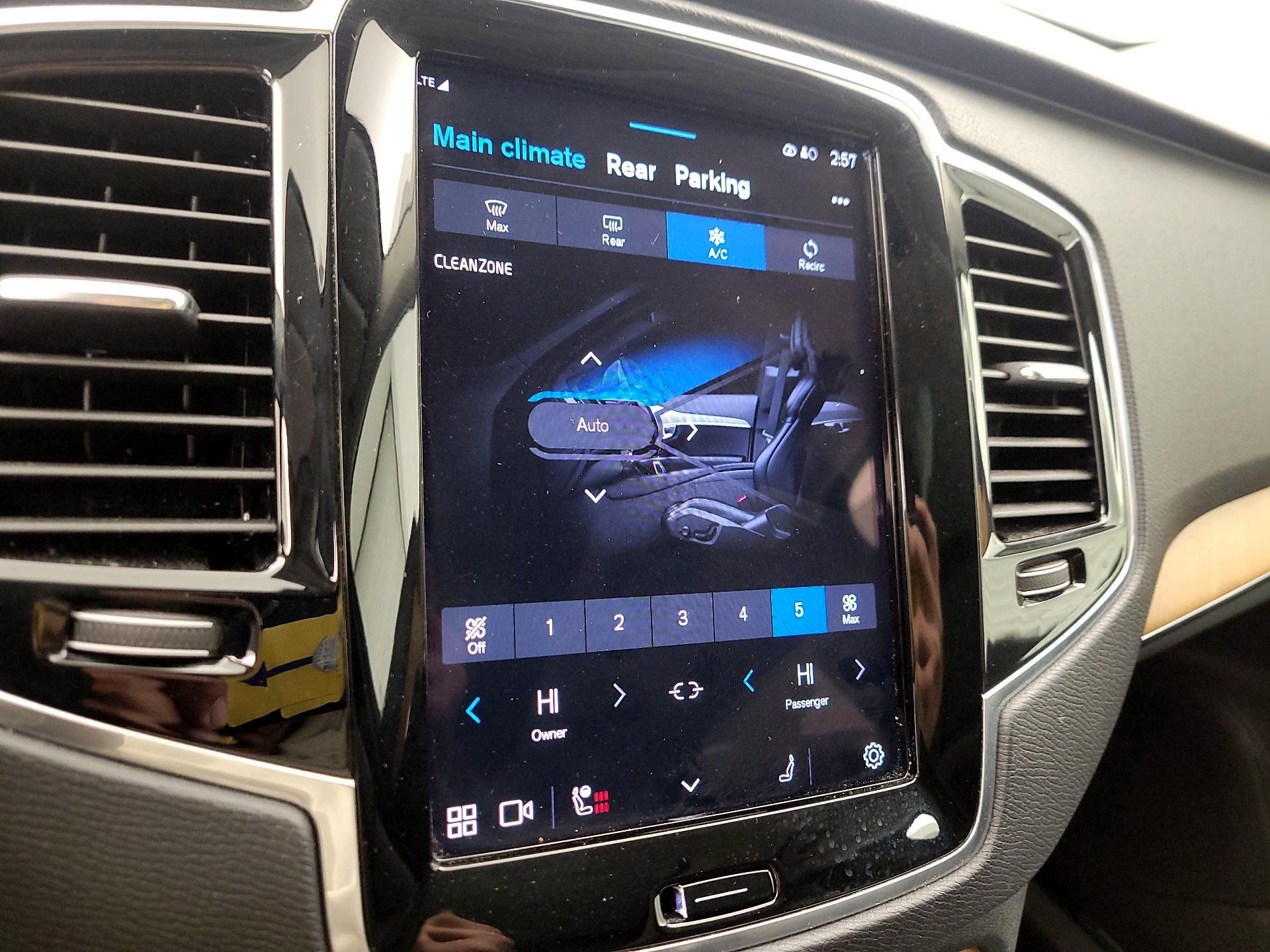 Thumbnail: 2023 Volvo XC90 - 16