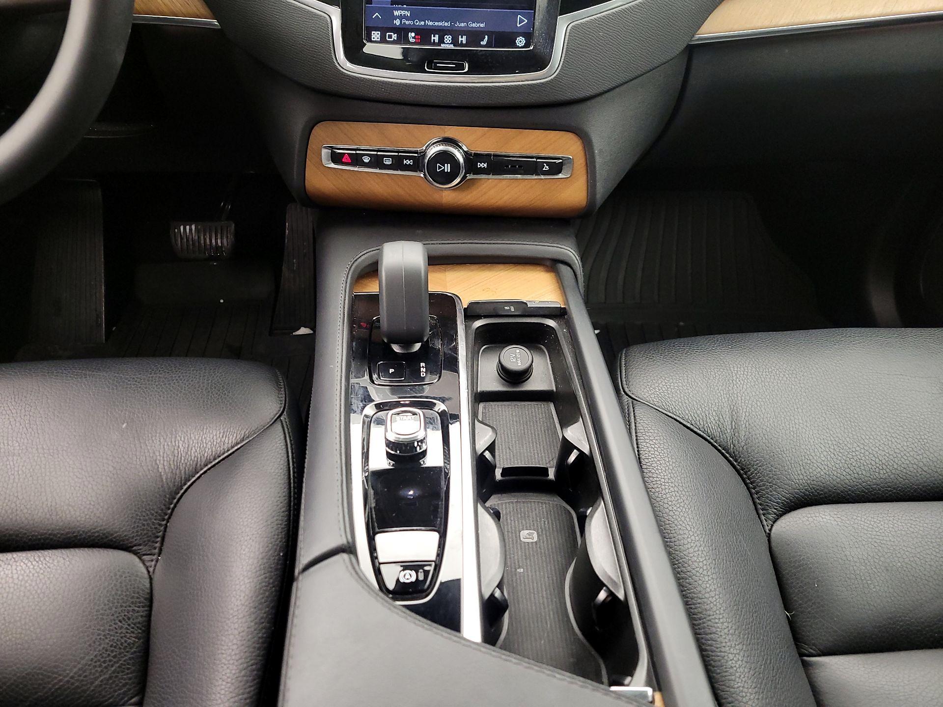 Thumbnail: 2023 Volvo XC90 - 17