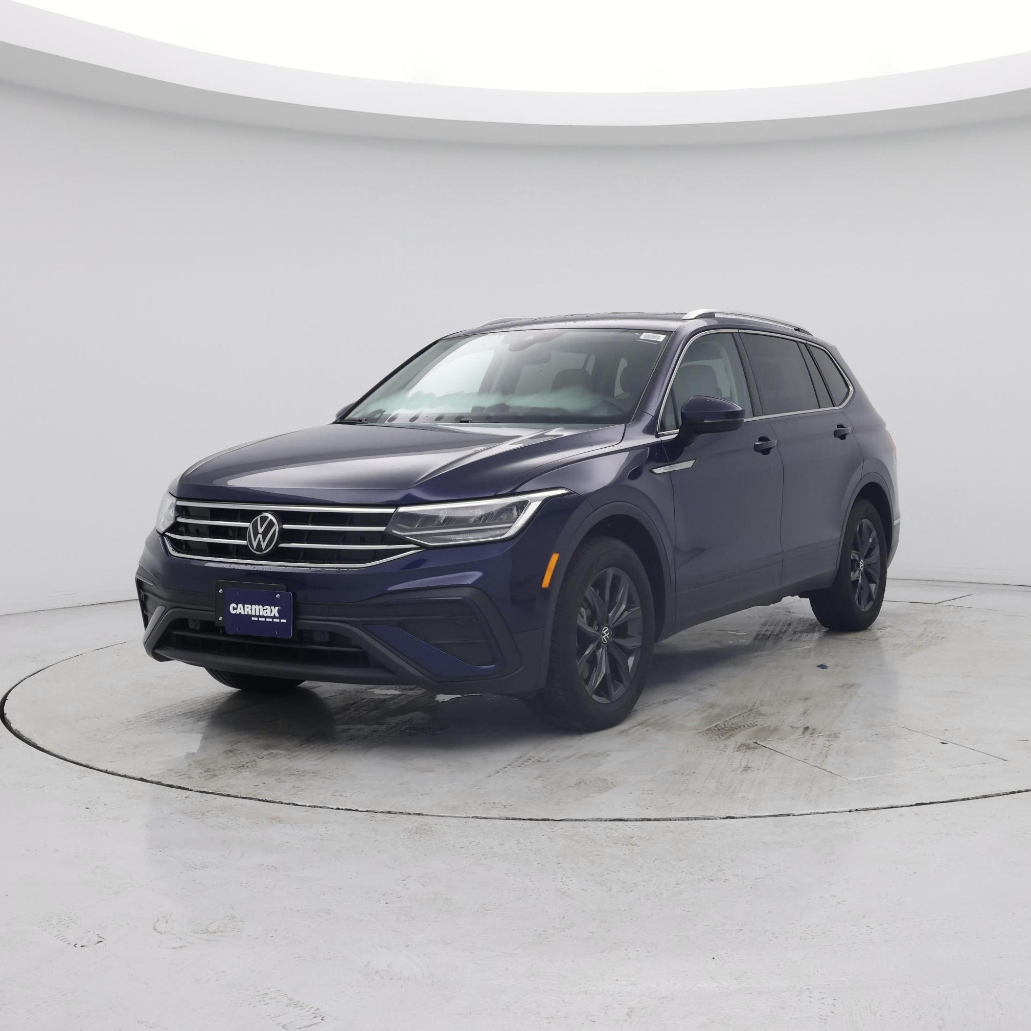 Thumbnail: 2024 Volkswagen Tiguan - 4