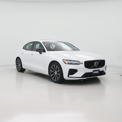 2023 Volvo S60 Recharge PHEV T8 Plus Dark Theme