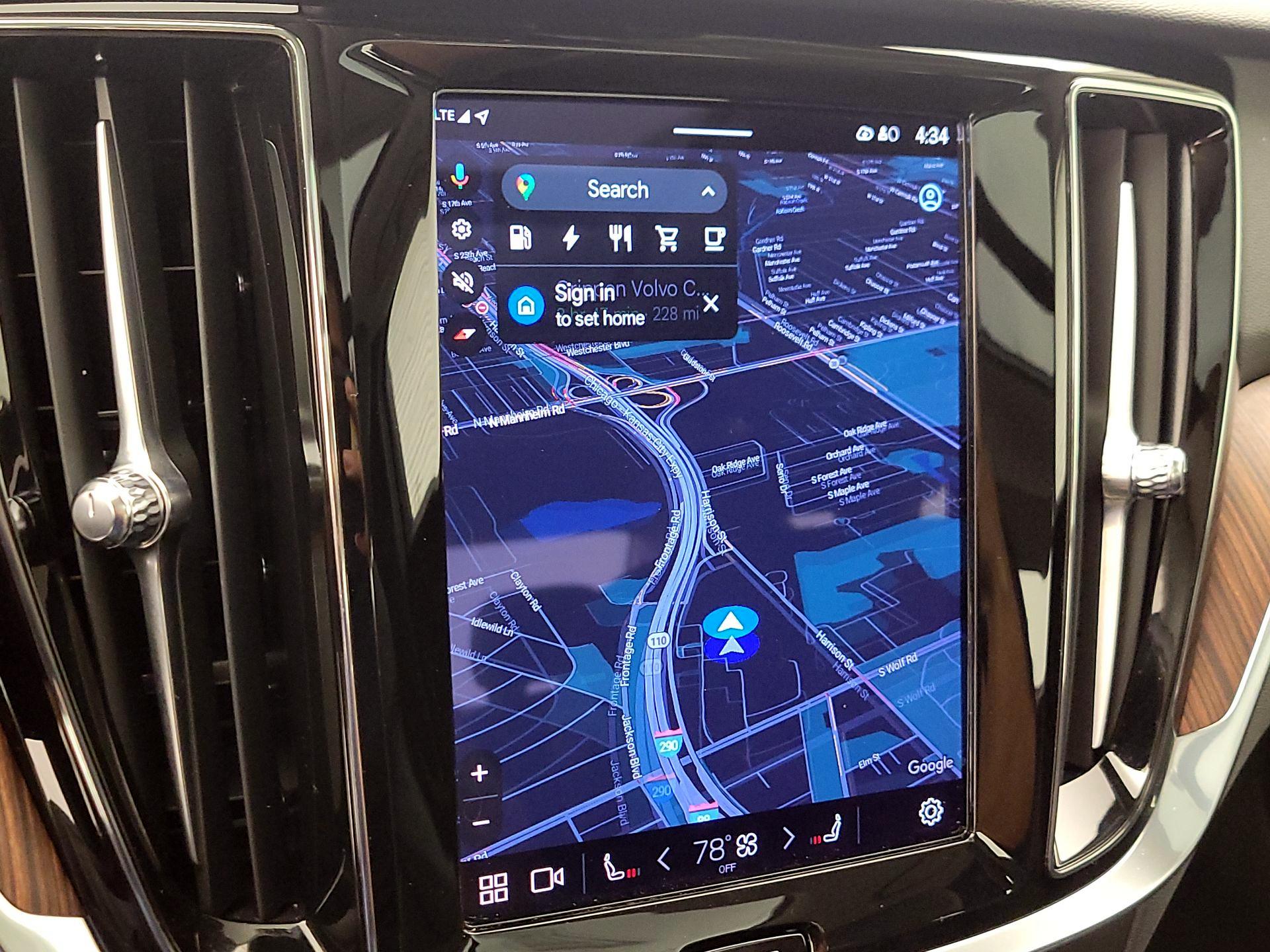 Thumbnail: 2023 Volvo S60 - 14