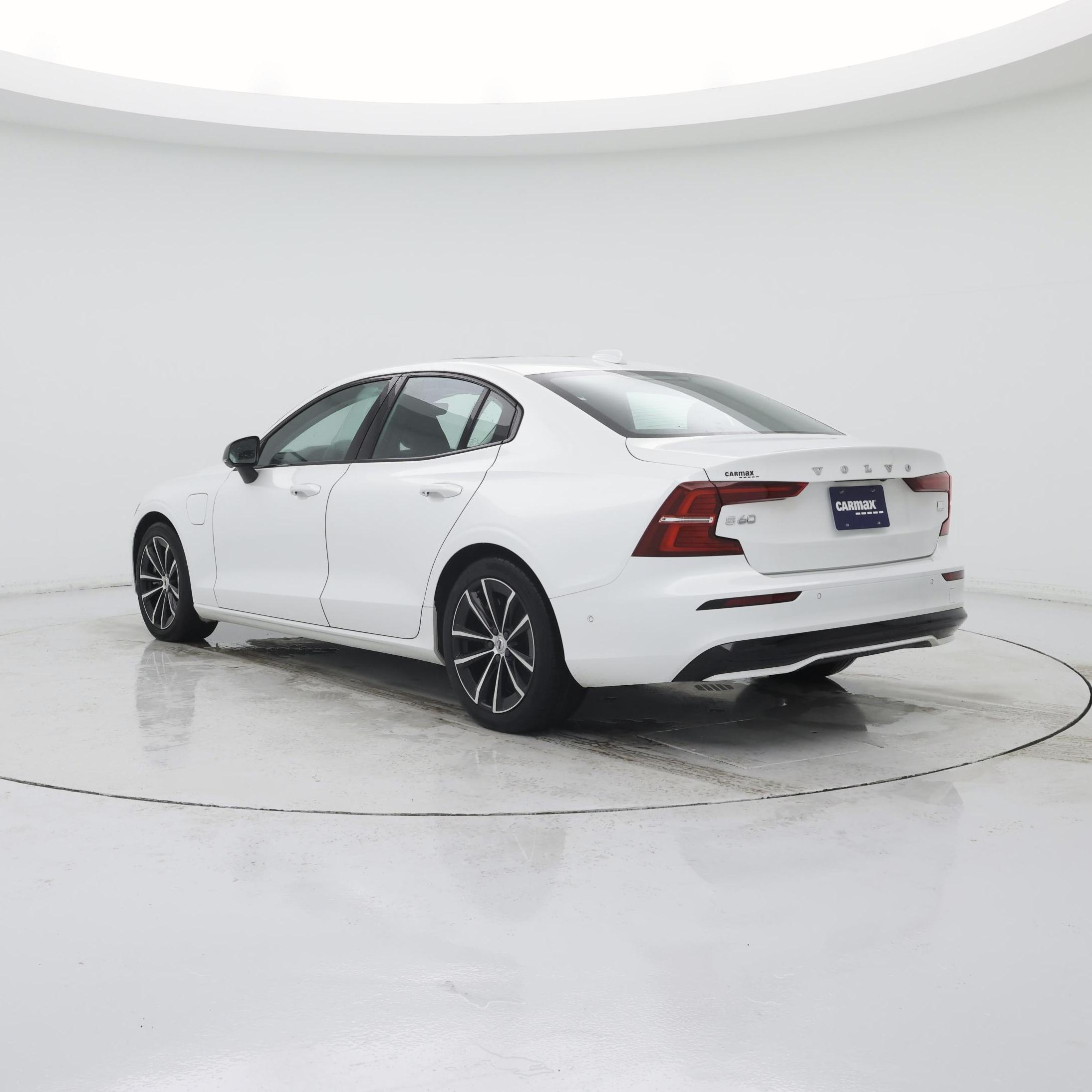 Thumbnail: 2023 Volvo S60 - 2