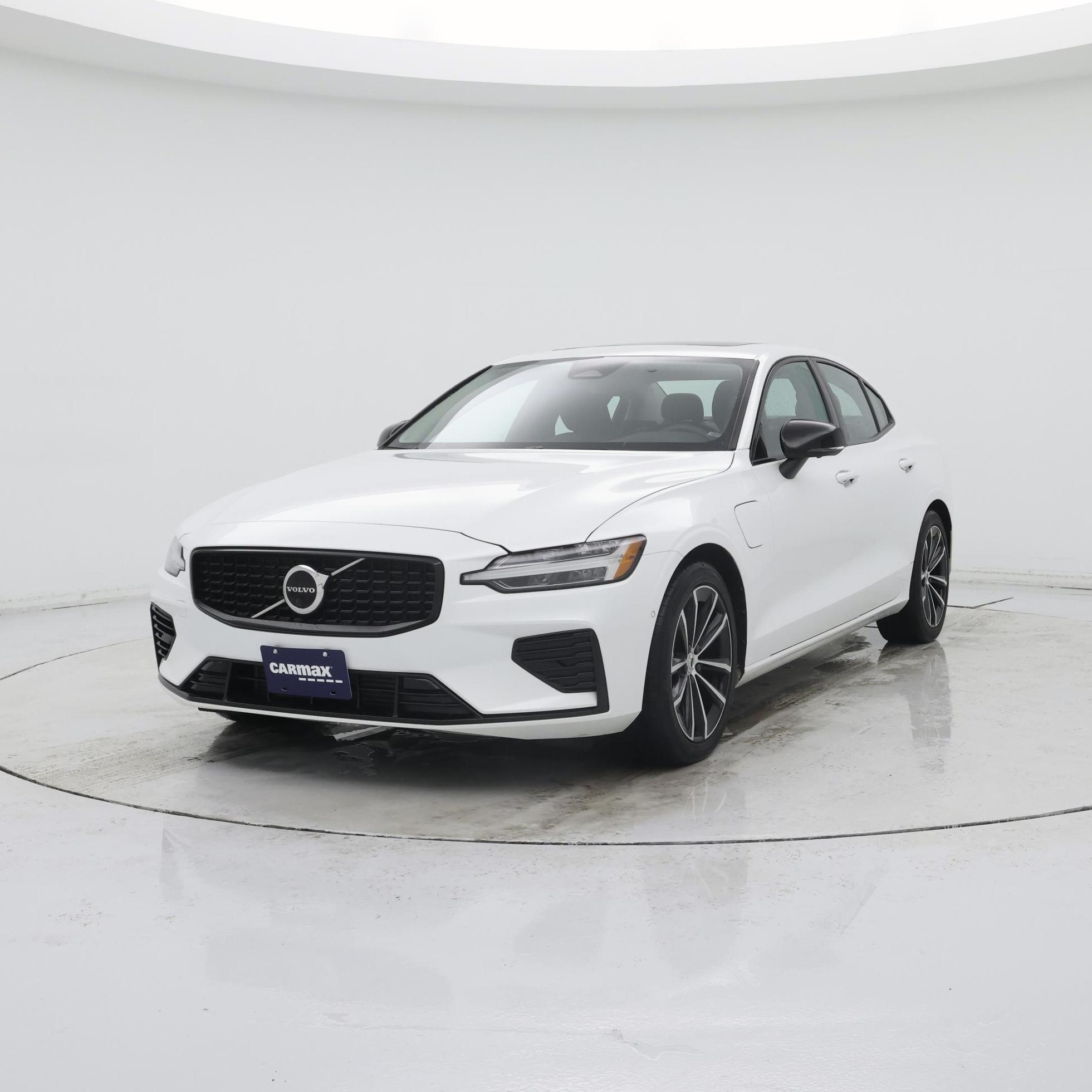 Thumbnail: 2023 Volvo S60 - 4