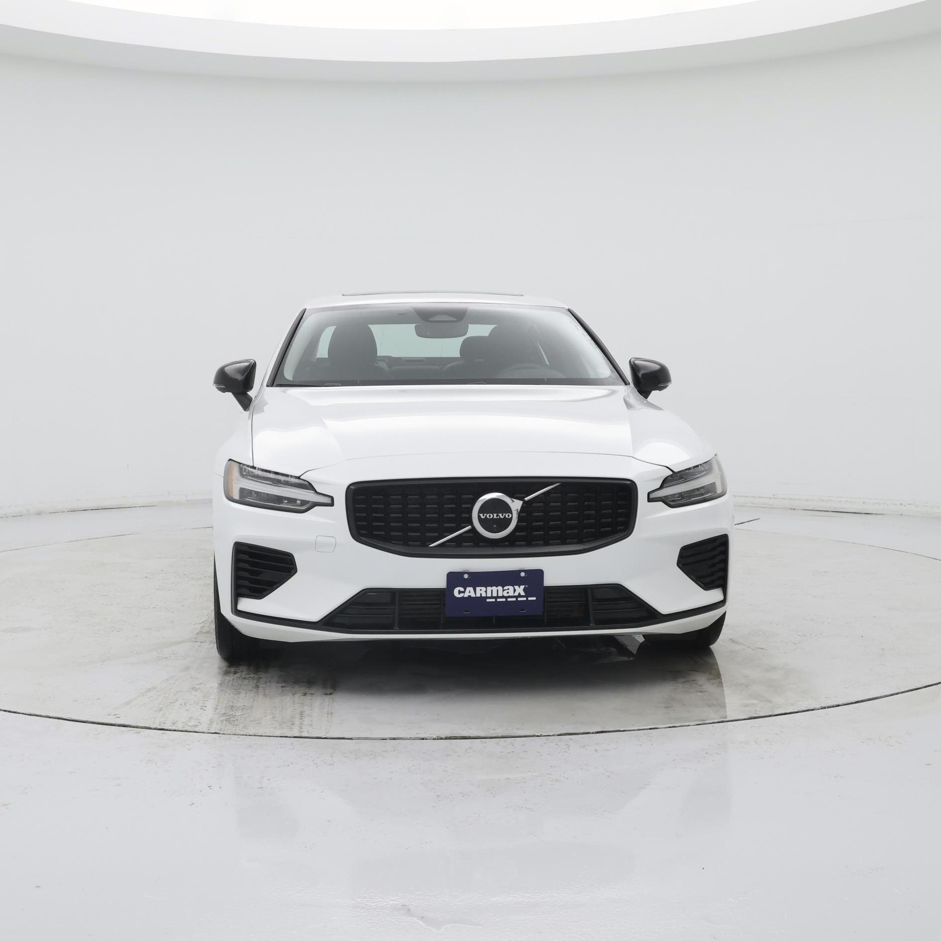 Thumbnail: 2023 Volvo S60 - 5