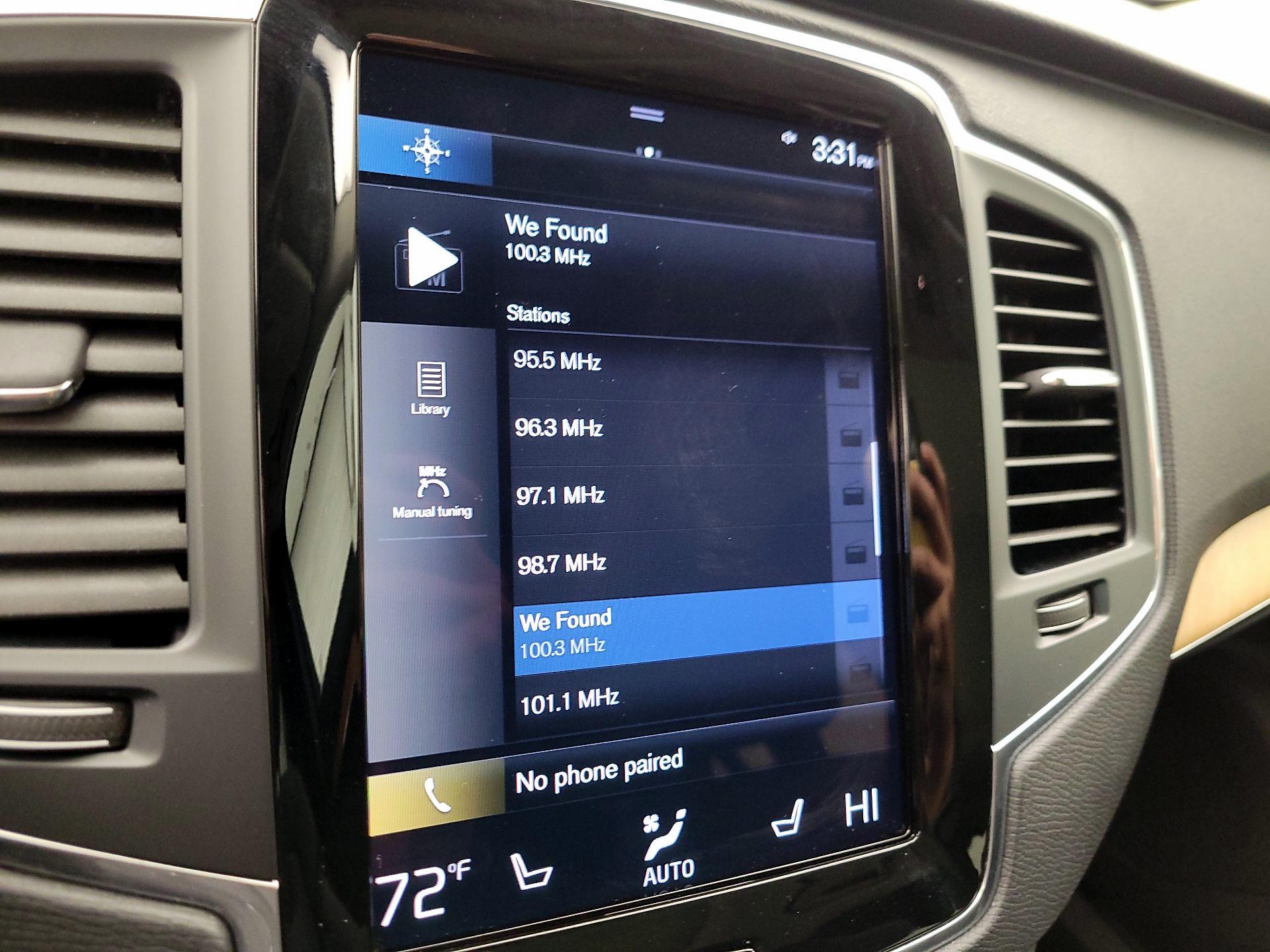 Thumbnail: 2022 Volvo XC90 - 16